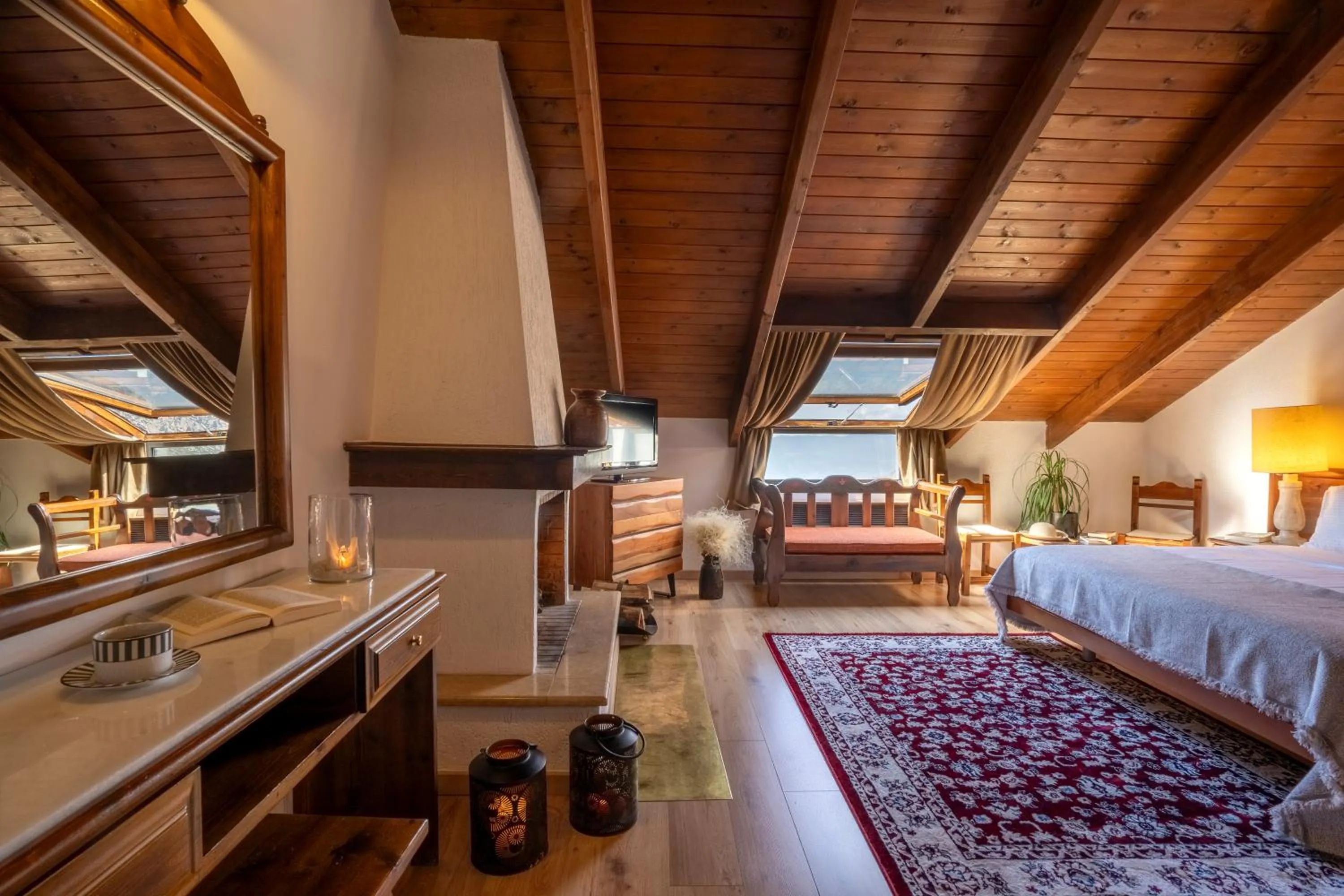 Photo of the whole room, Bed in Anemolia Mountain Resort