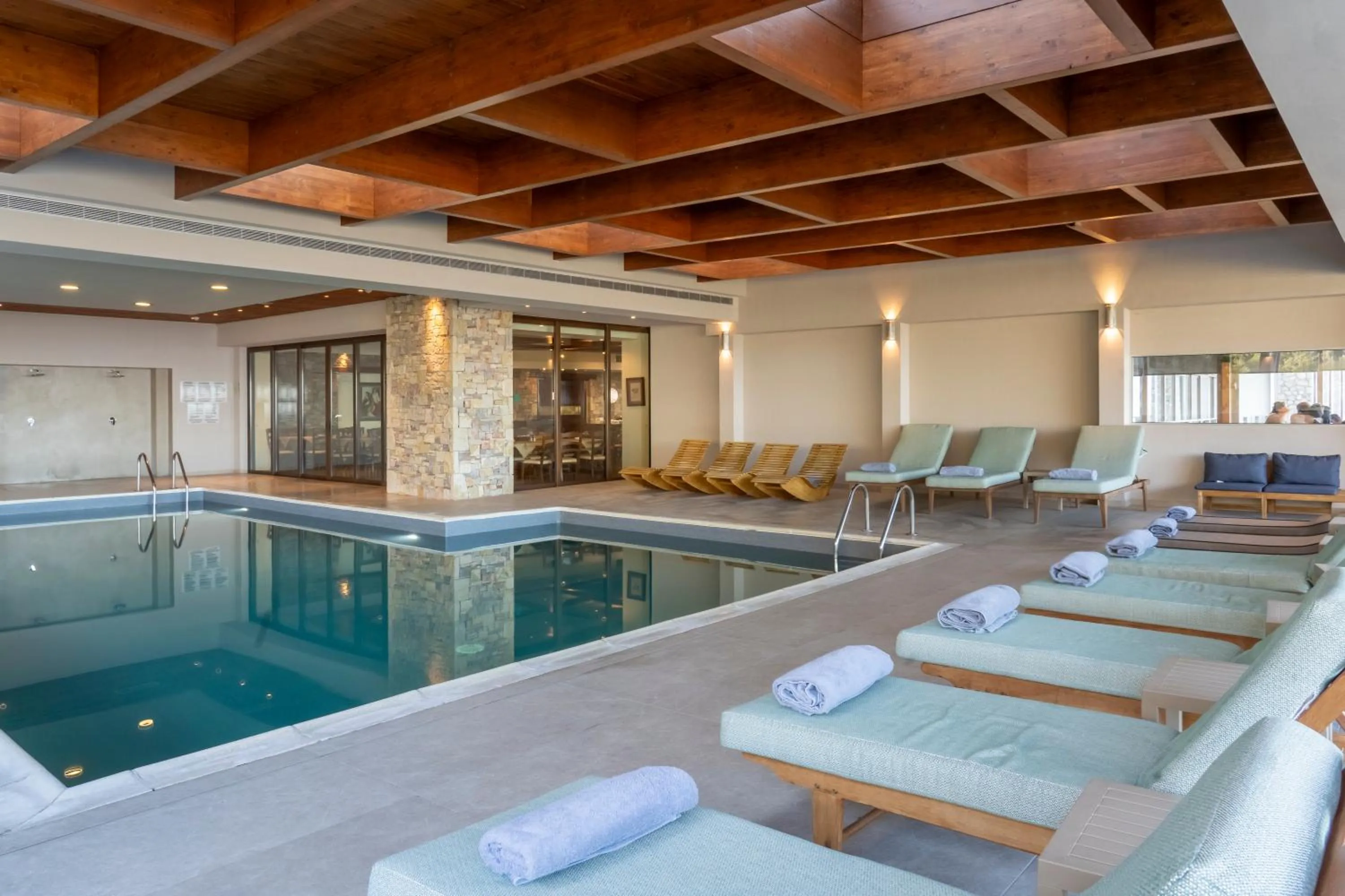 Swimming pool in Anemolia Mountain Resort