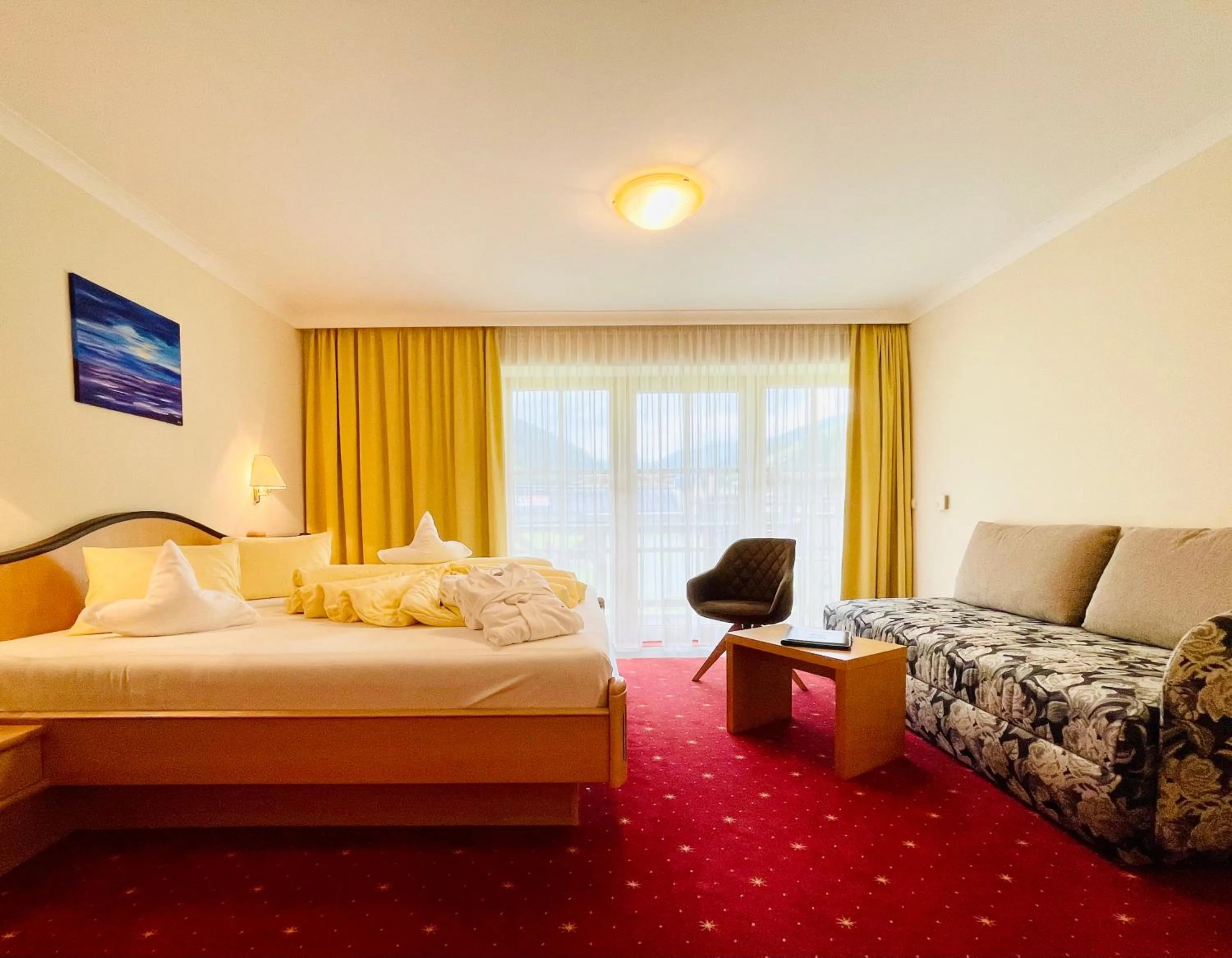 Bed in Wellness- und Familienhotel Egger