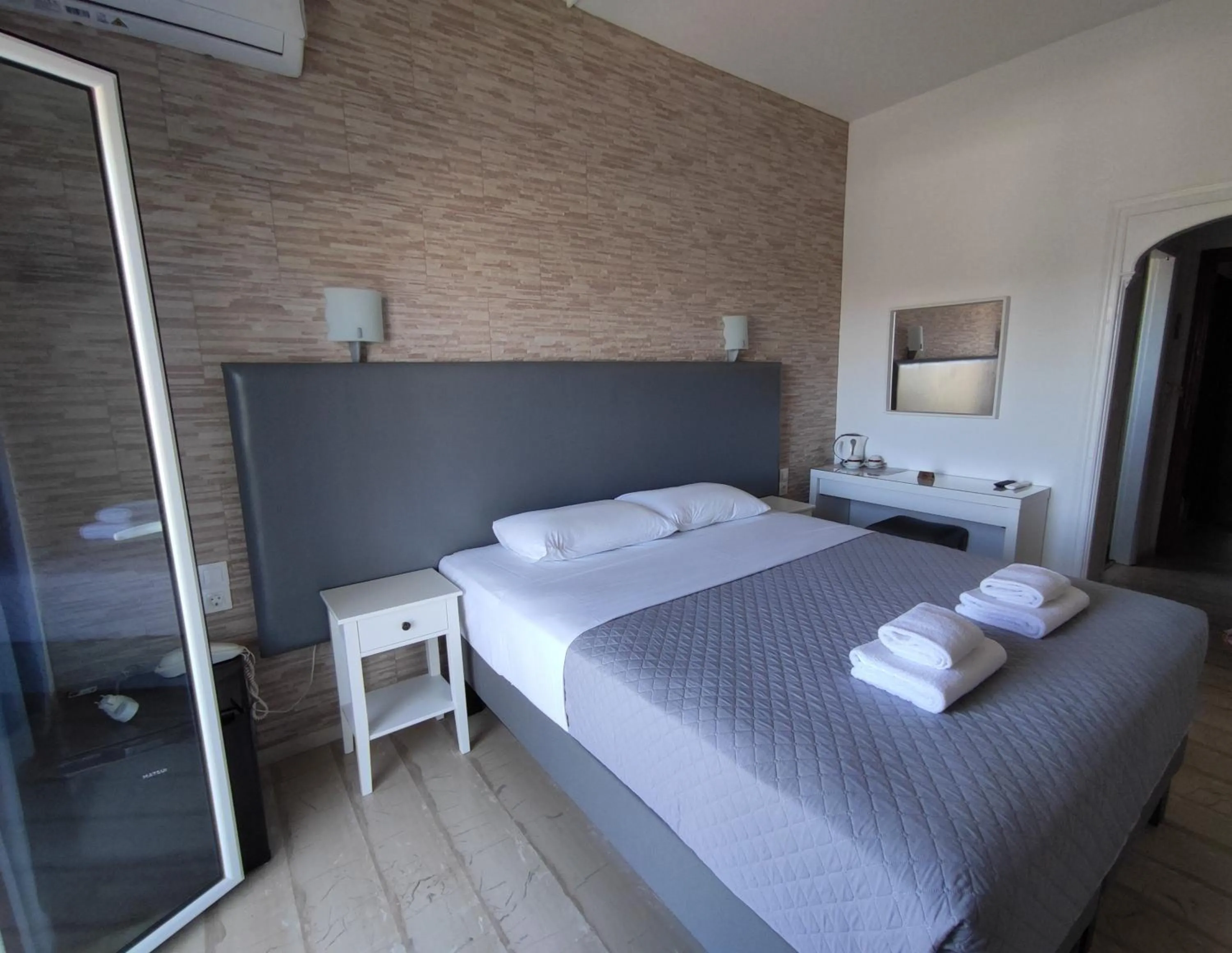 Tina Hotel