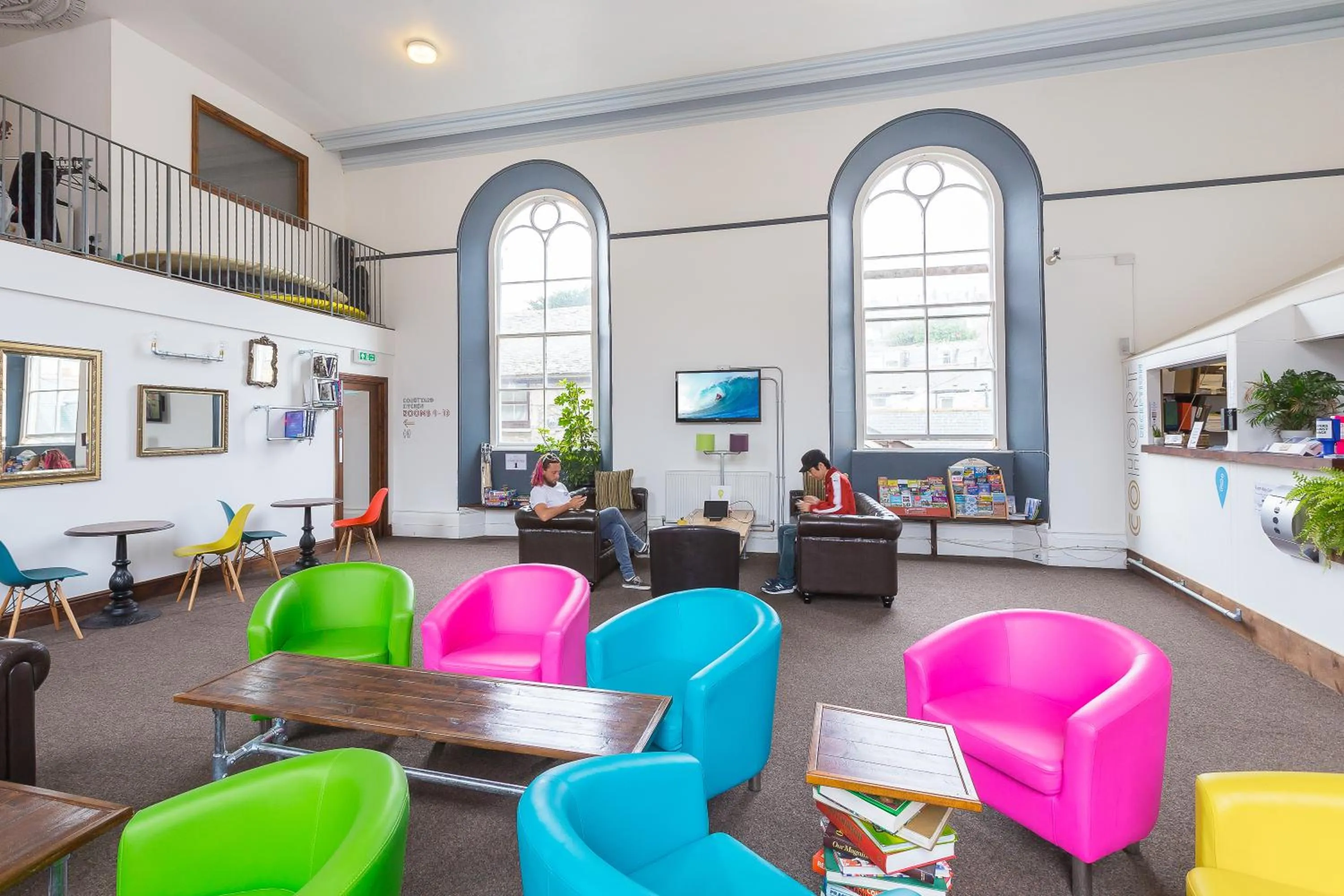 TV and multimedia in Cohort Hostel