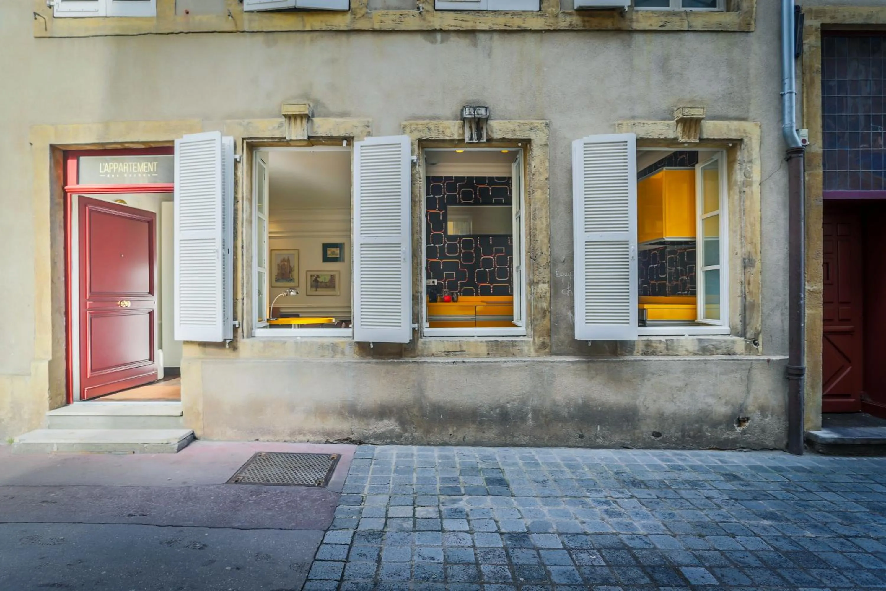 Facade/entrance in L'Appartement des Roches