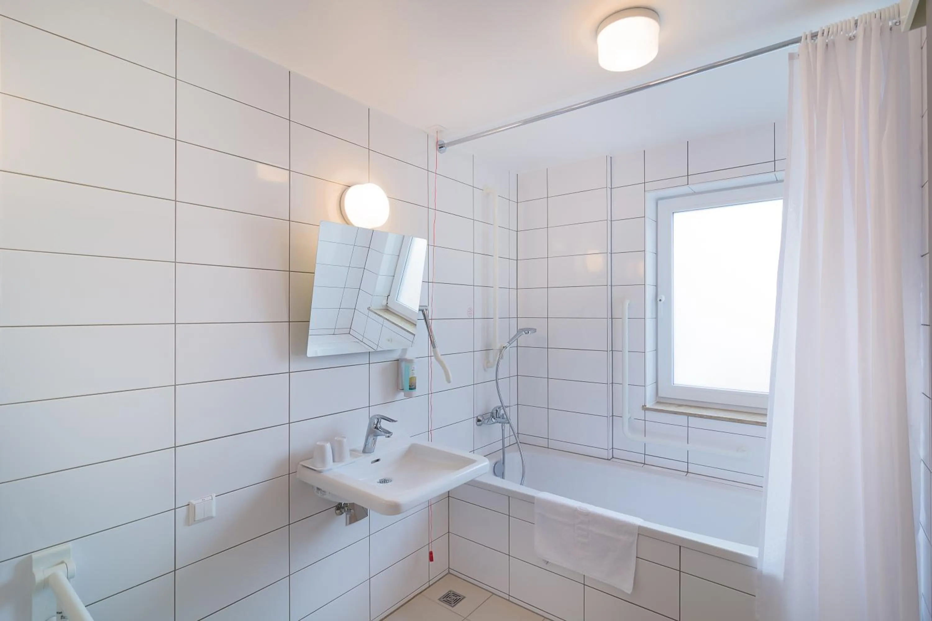 Bathroom in Toyoko Inn Frankfurt am Main Hauptbahnhof