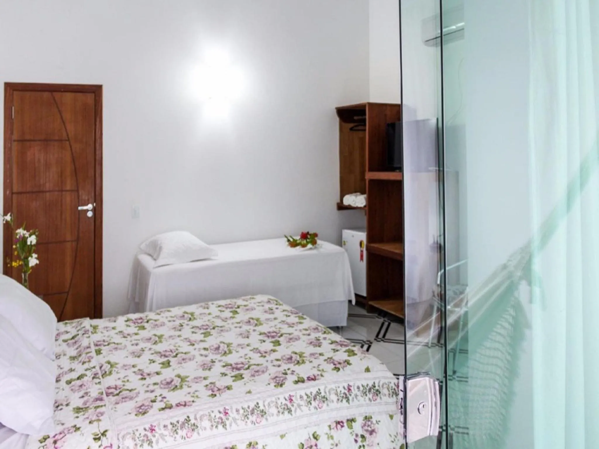 Bedroom in Restaurante & Pousada Almescla