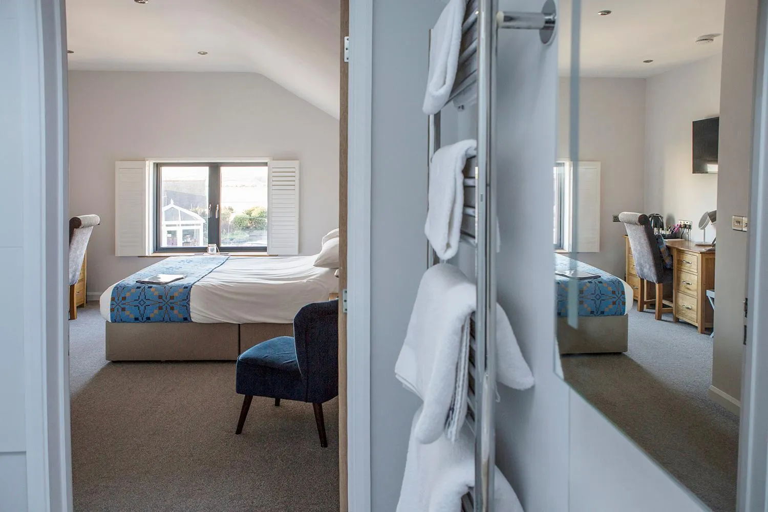Bathroom, Bed in Victoria Inn Brewhouse B&B
