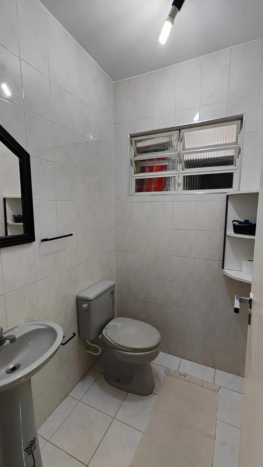 Bathroom in Casinha de Boneca em Juquey