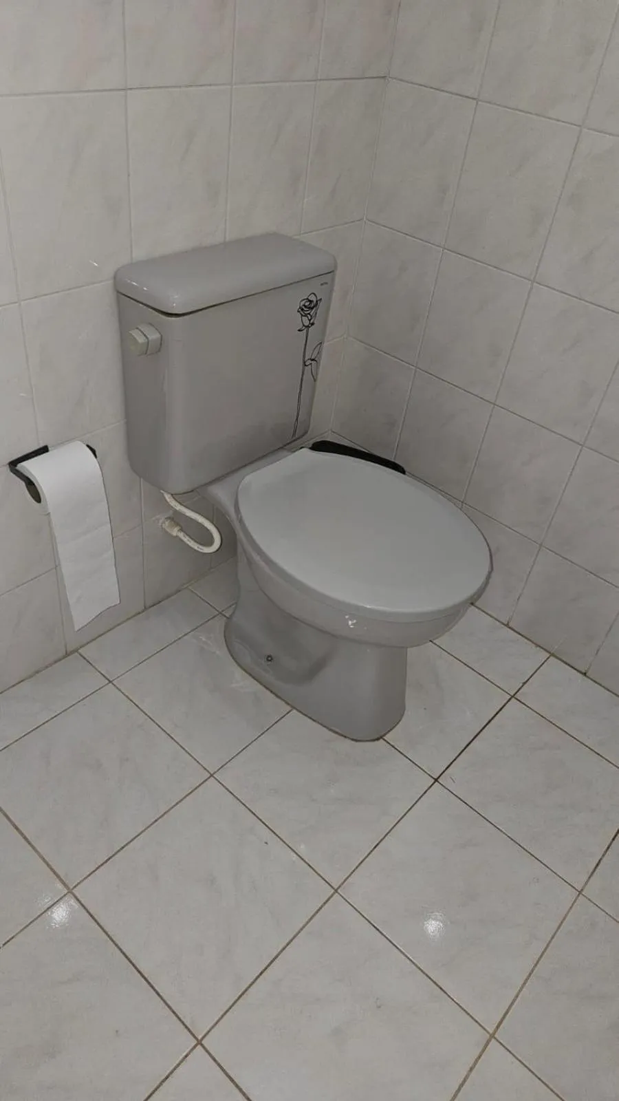 Bathroom in Casinha de Boneca em Juquey