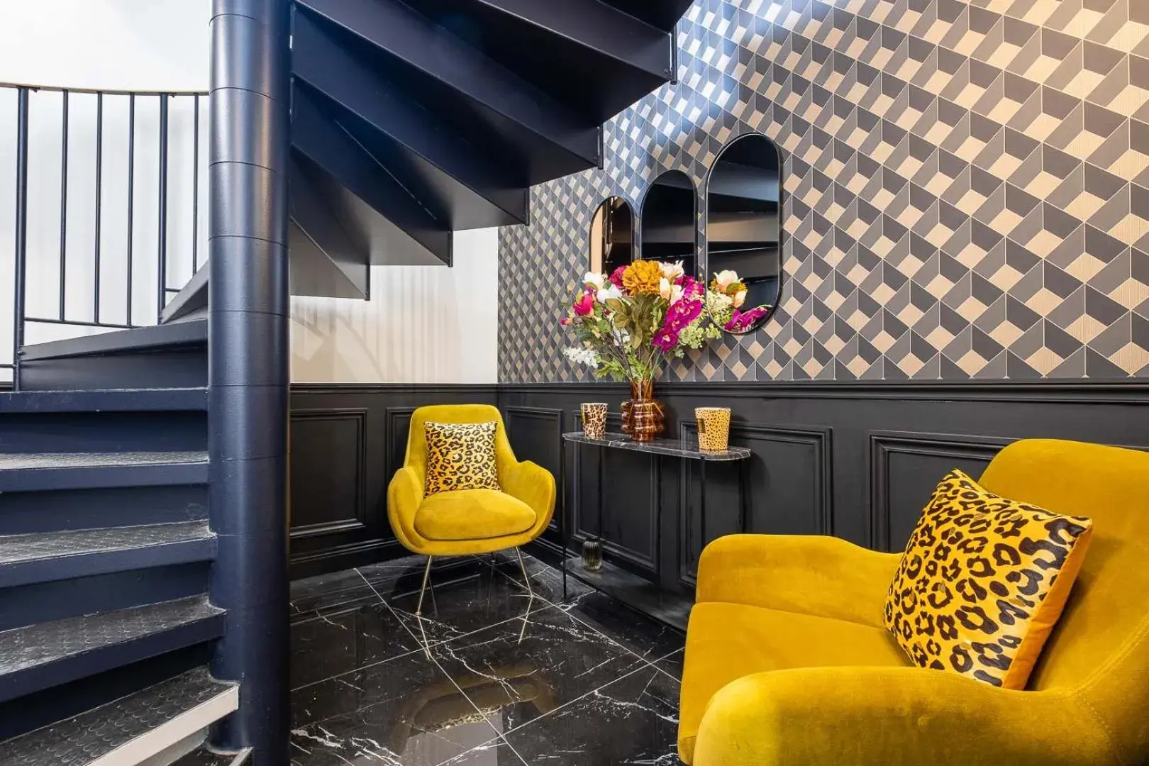 Lobby or reception in Mijo's Appartements Hôtel Lobby or reception in Mijo's Appartements Hôtel