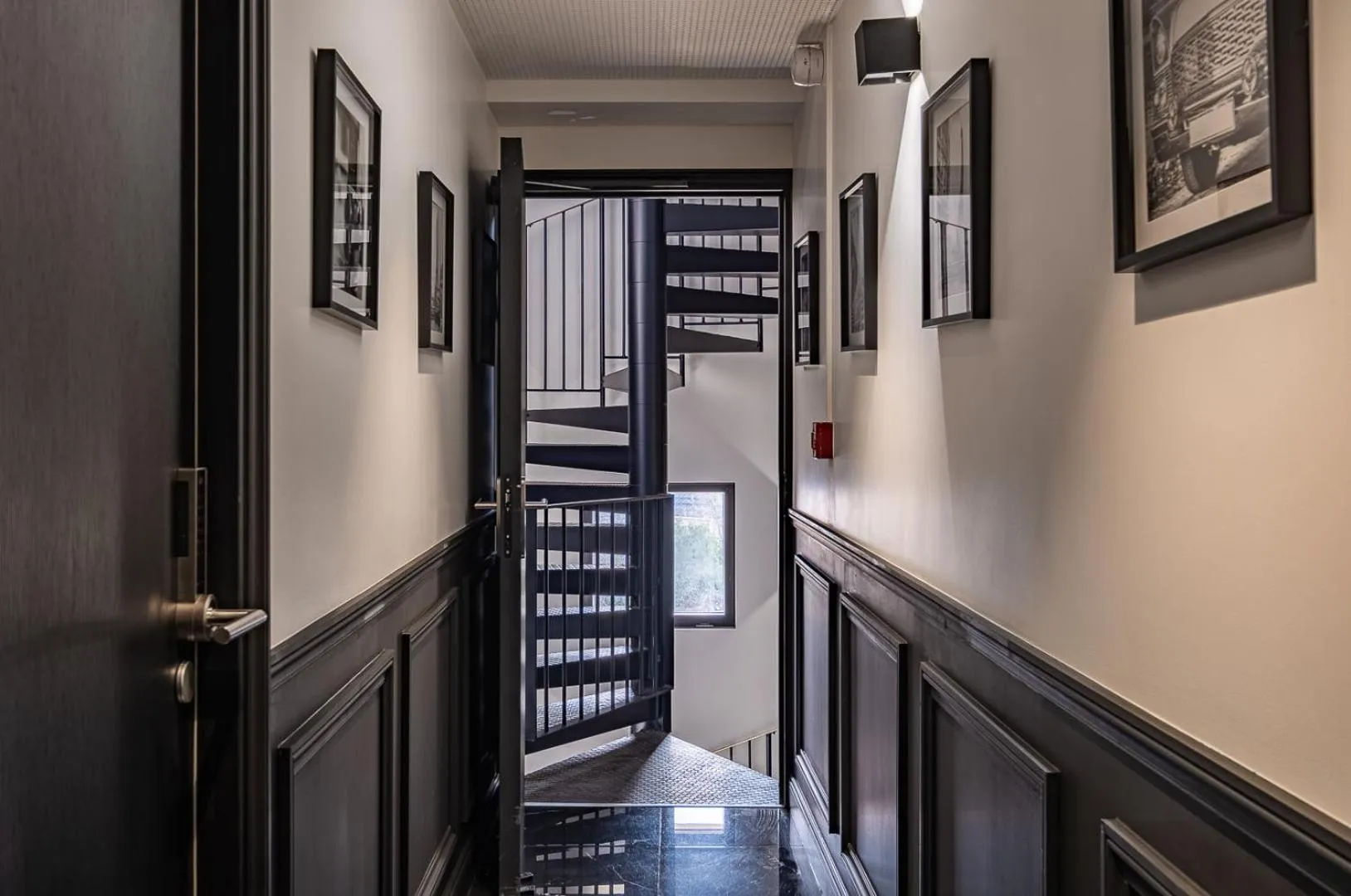 Lobby or reception in Mijo's Appartements Hôtel