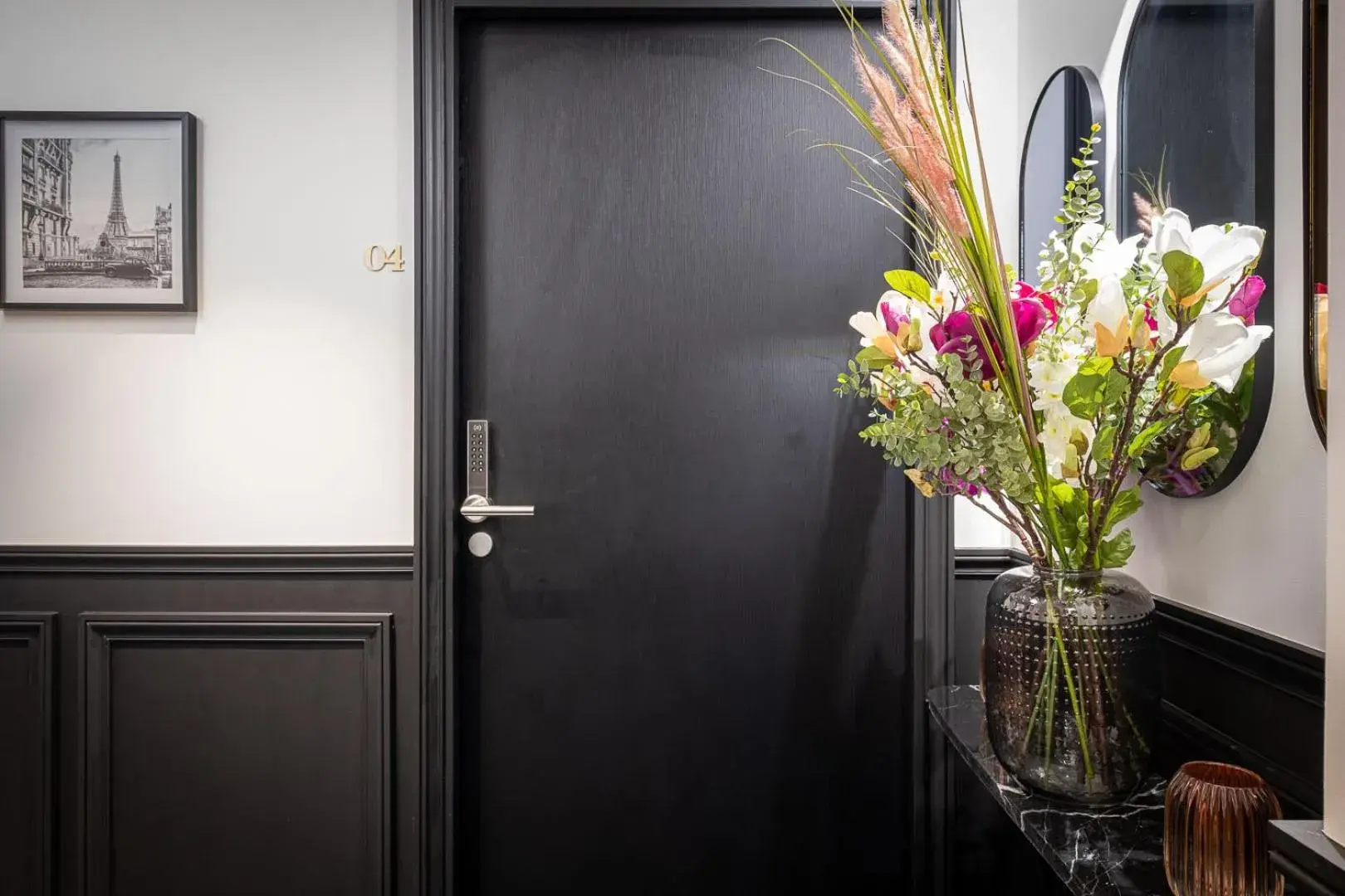 Lobby or reception in Mijo's Appartements Hôtel Lobby or reception in Mijo's Appartements Hôtel