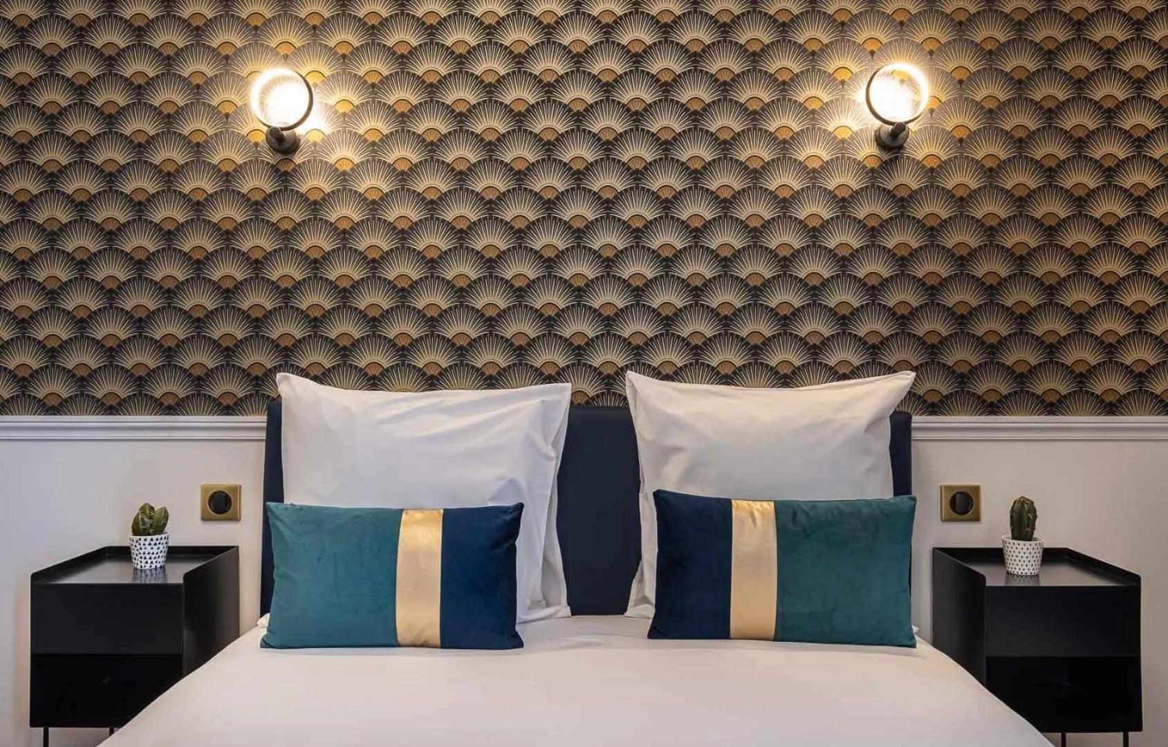 Bed in Mijo's Appartements Hôtel