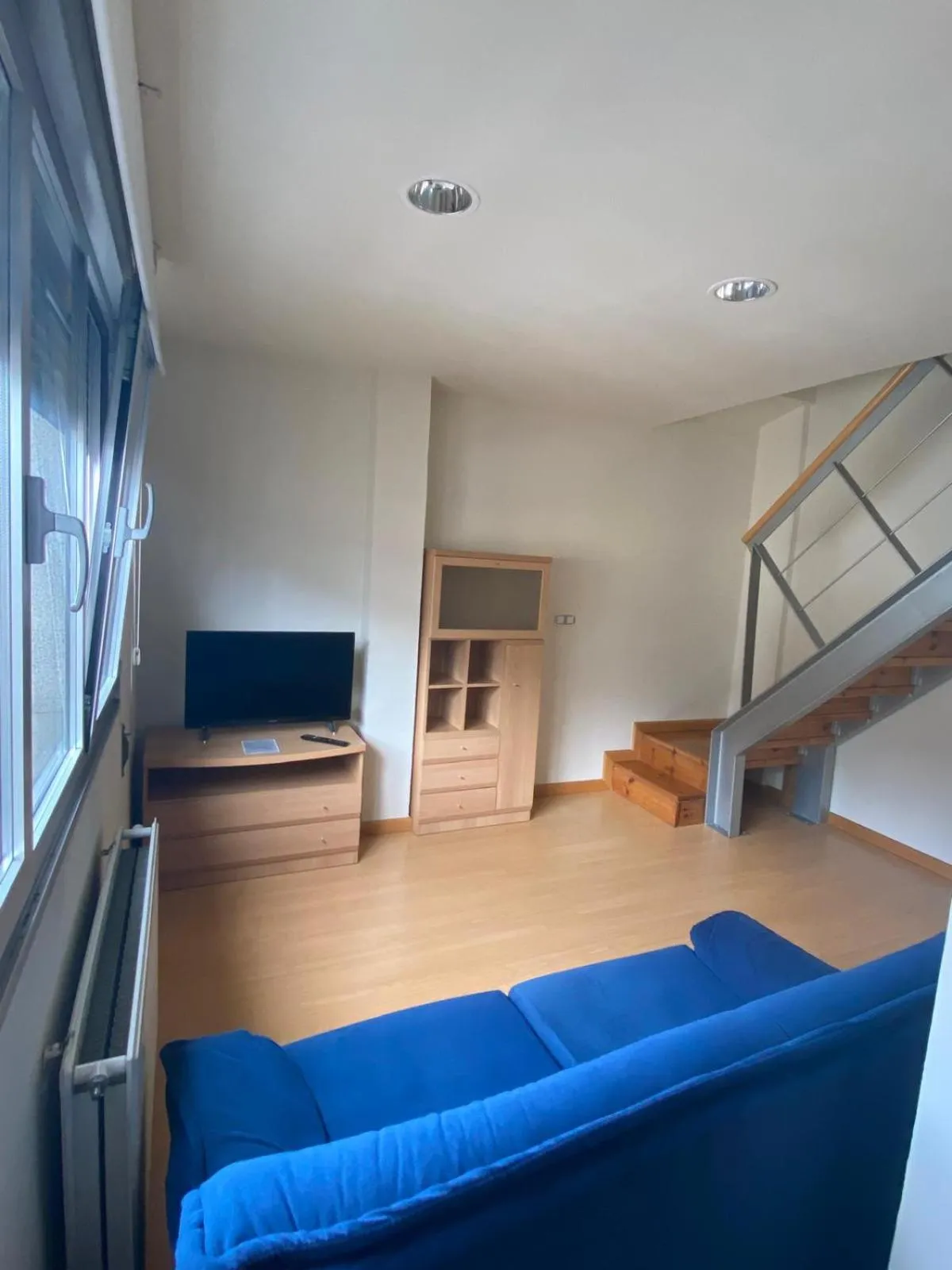 Communal lounge/ TV room in Hotel Metropol by Carris