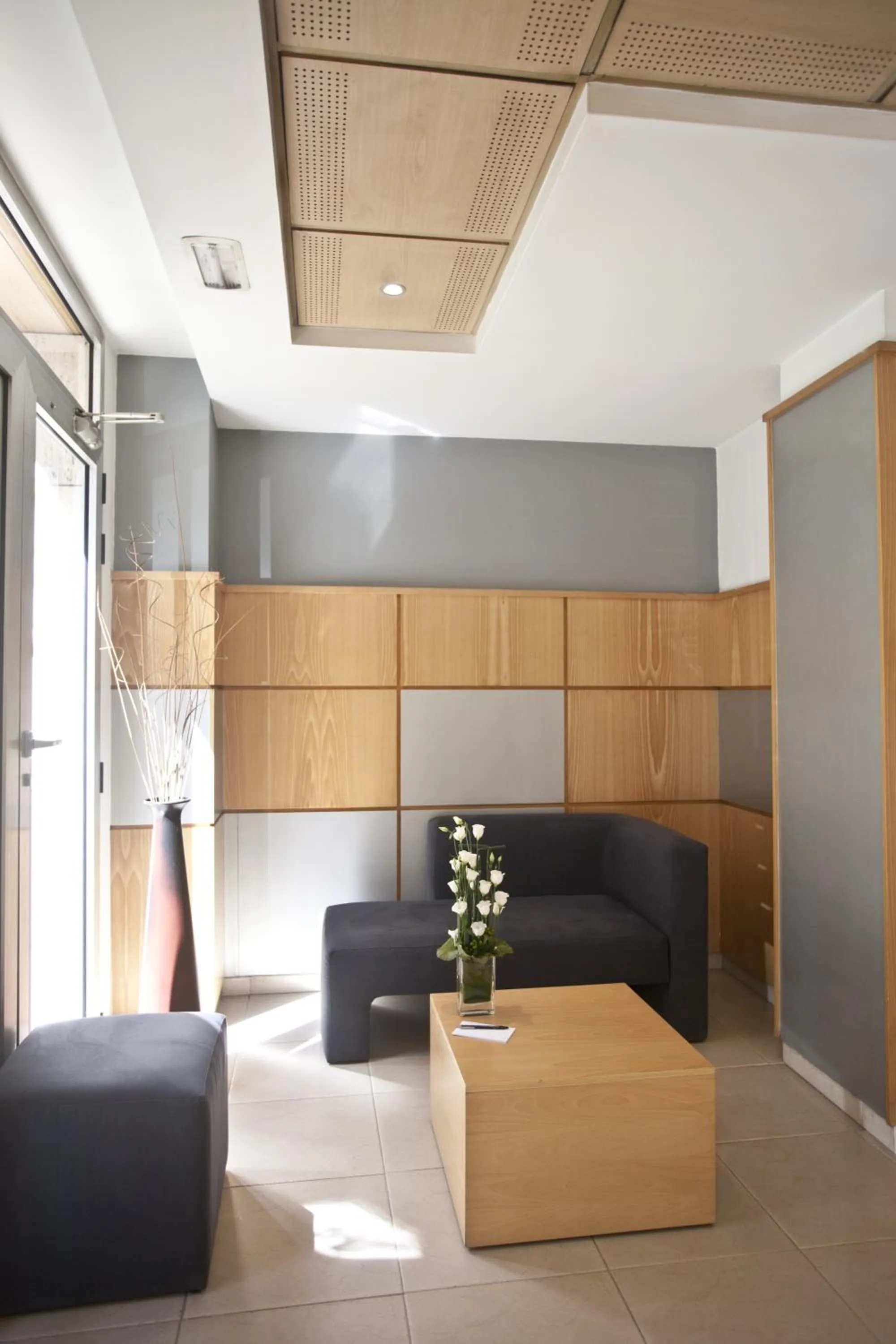 Lobby or reception in Hotel Metropol by Carris