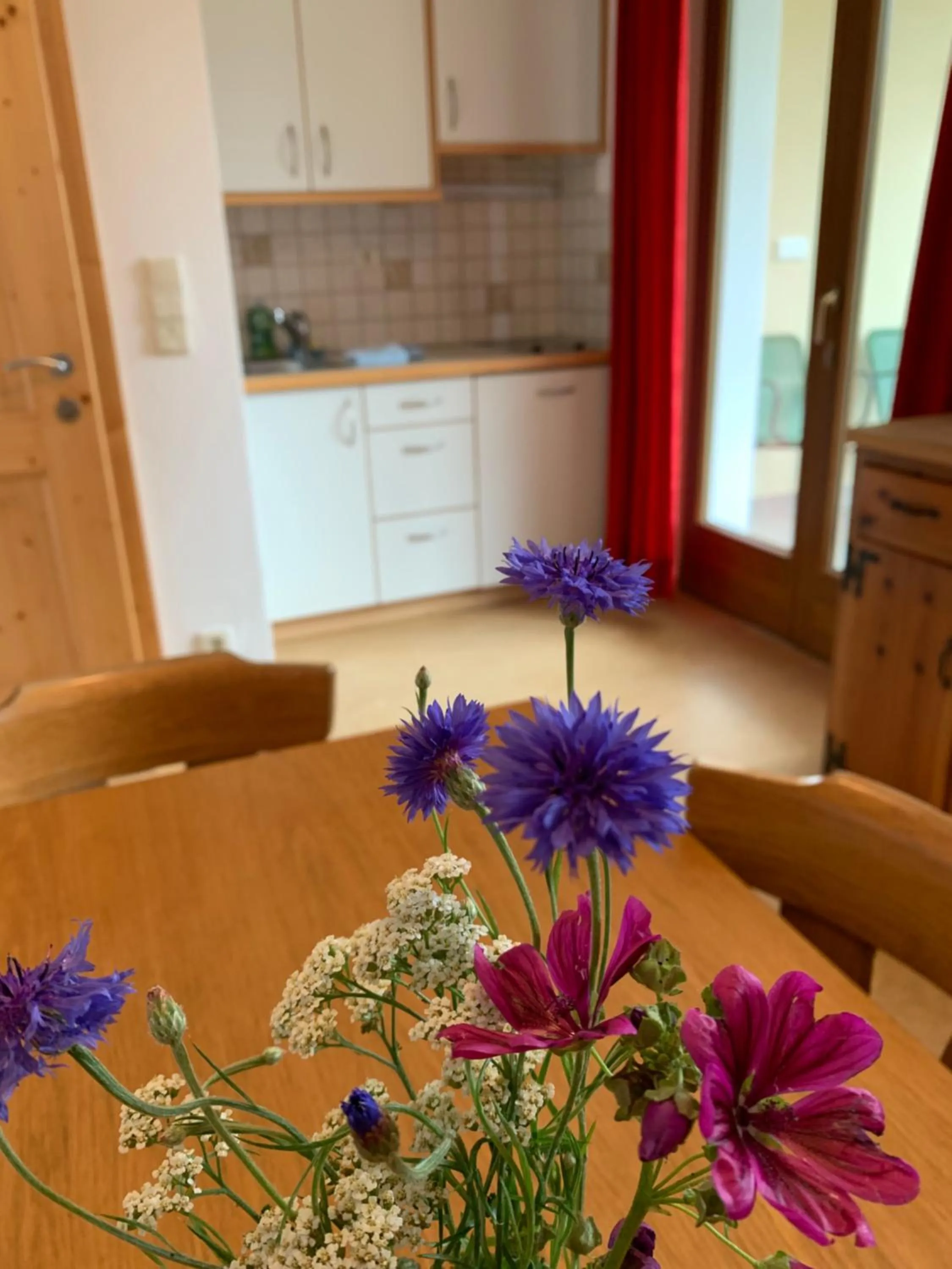 Kitchen or kitchenette in Residence Sonnenburger - Biobauernhof - Azienda agricola biologica