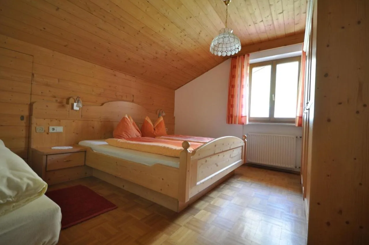 Bed in Residence Sonnenburger - Biobauernhof - Azienda agricola biologica