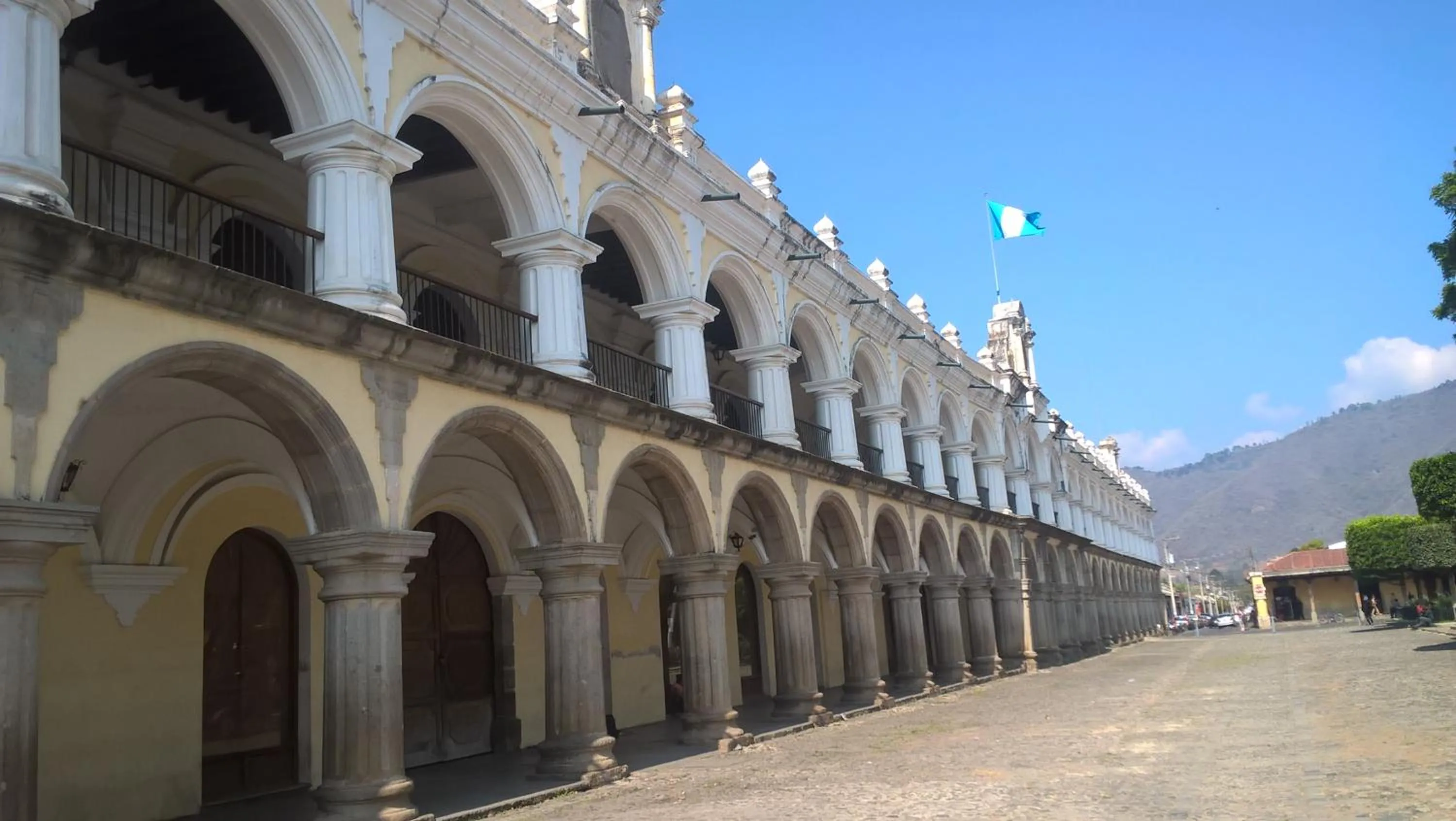 Casa Landivar Hotel
