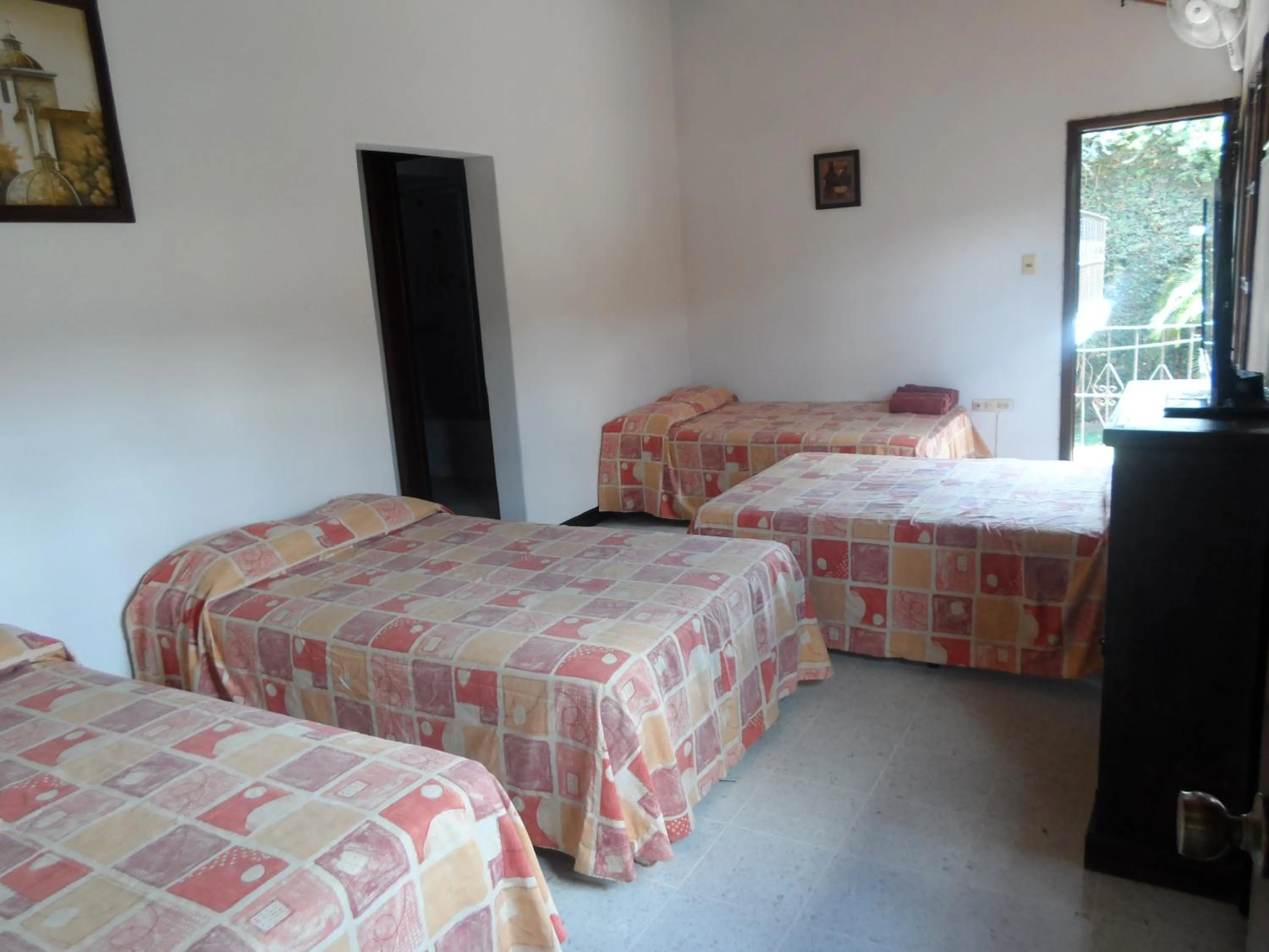 Bed in Casa Landivar Hotel