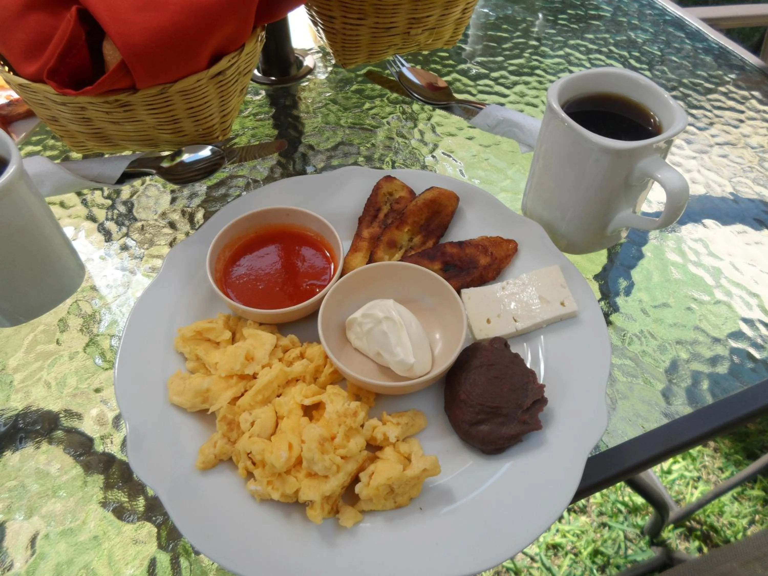 Breakfast in Casa Landivar Hotel