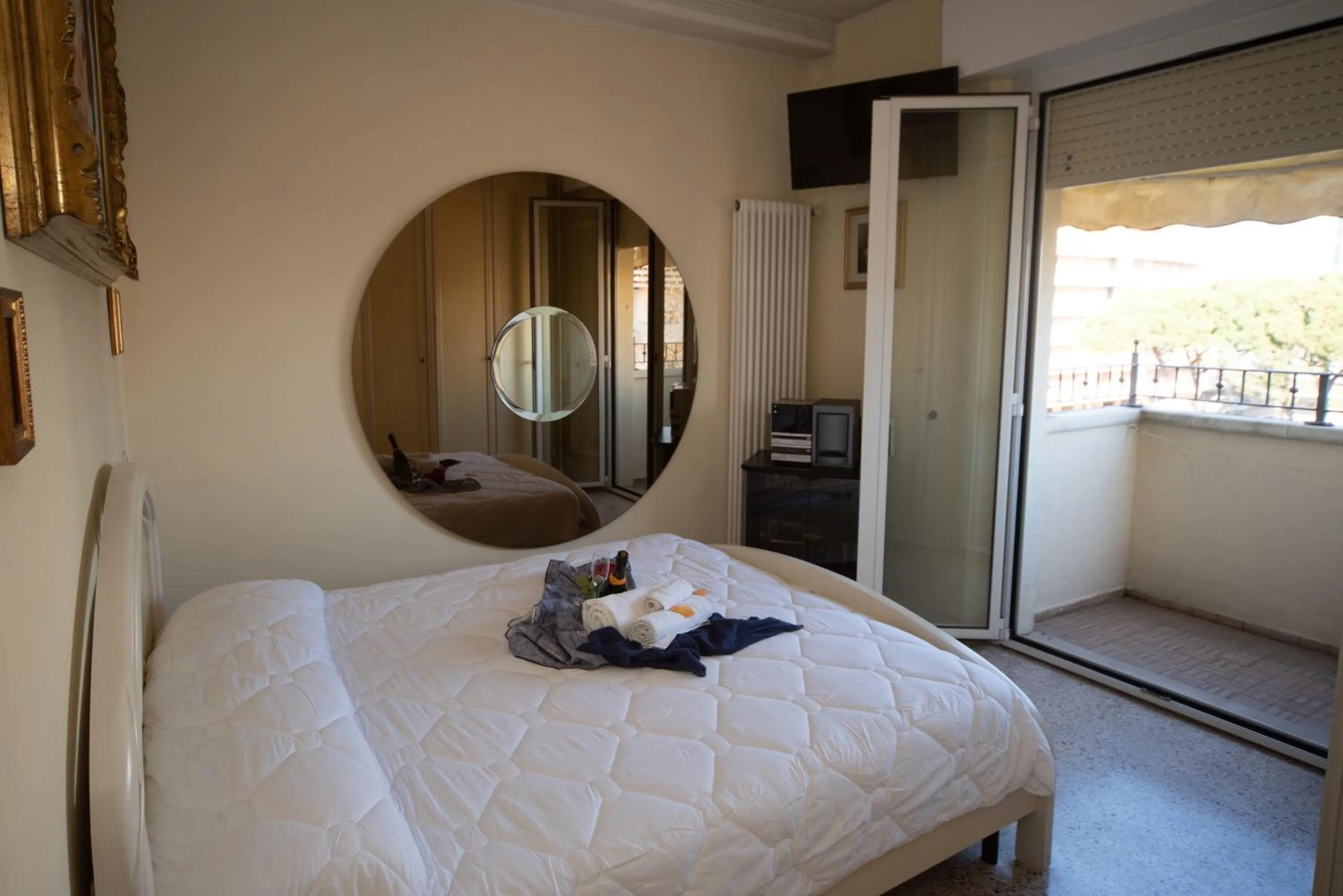 Bed in Hotel Cristina Hospitality Centrale