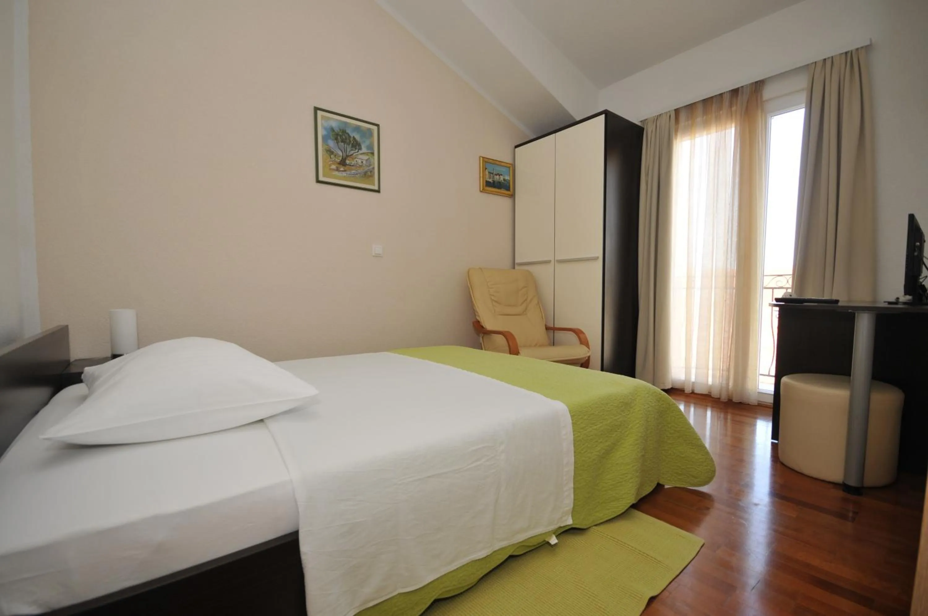 Bed in Apartments & Rooms Villa Maslina