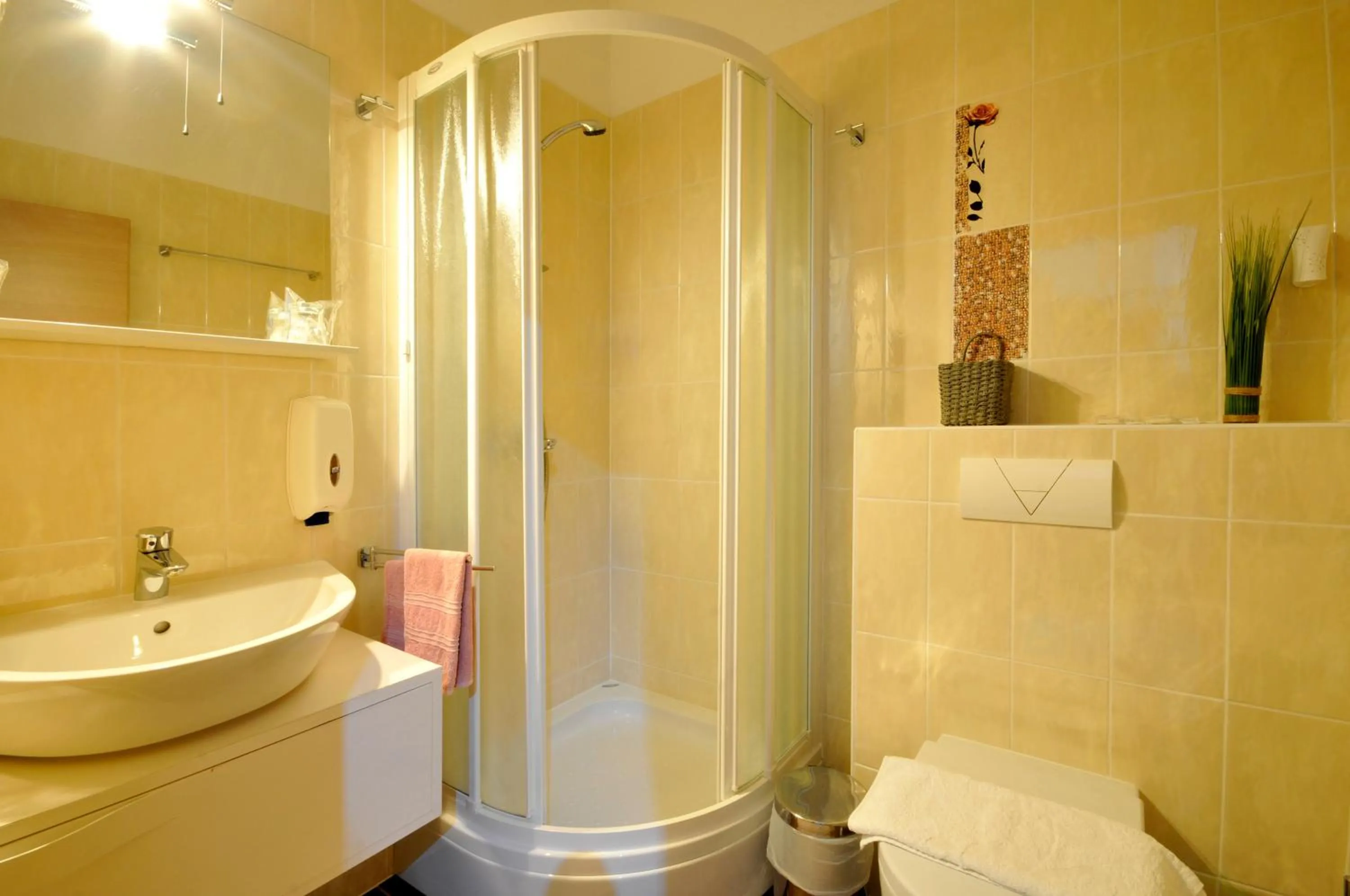 Toilet in Apartments & Rooms Villa Maslina
