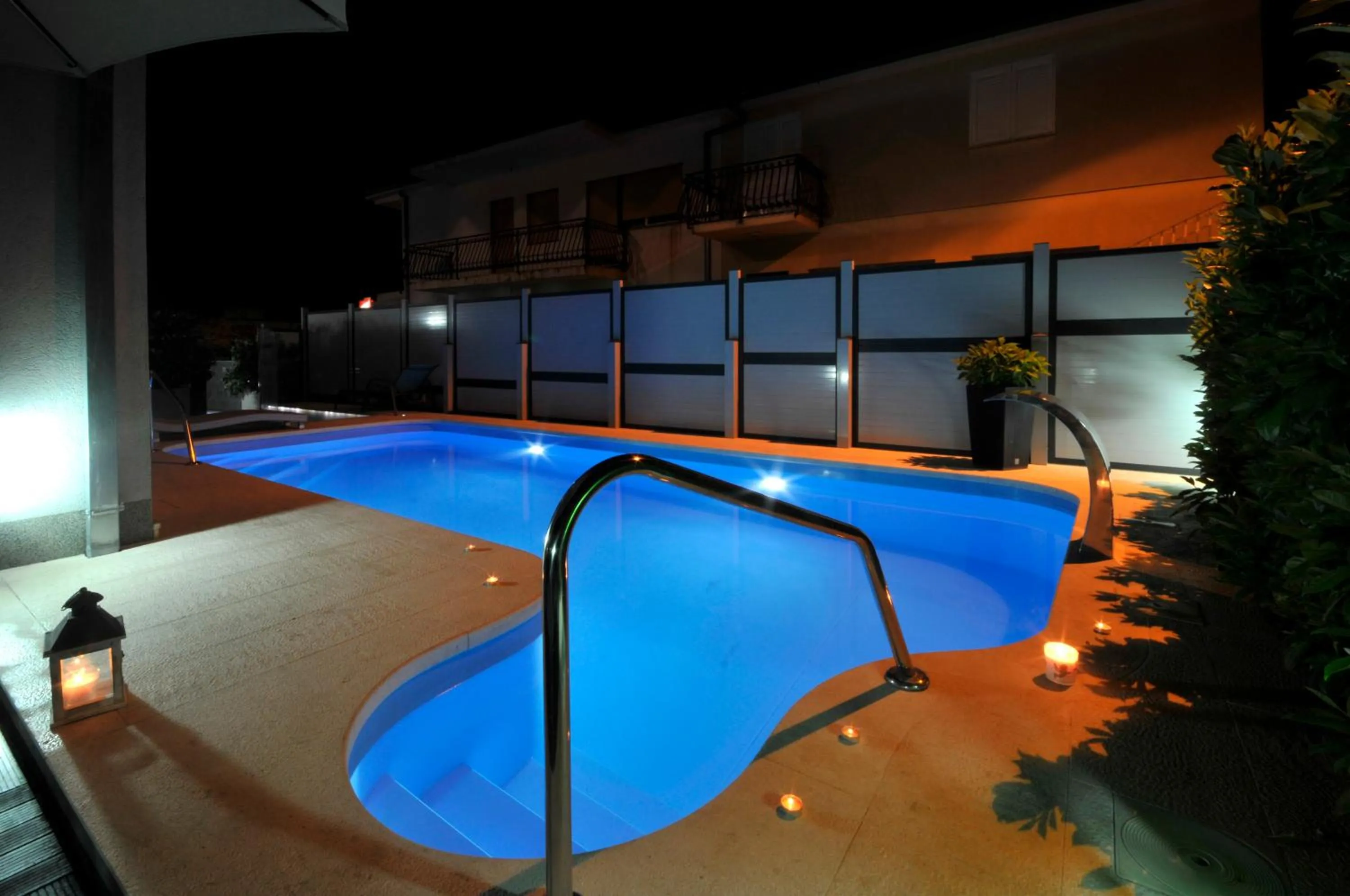 Swimming pool in Apartments & Rooms Villa Maslina