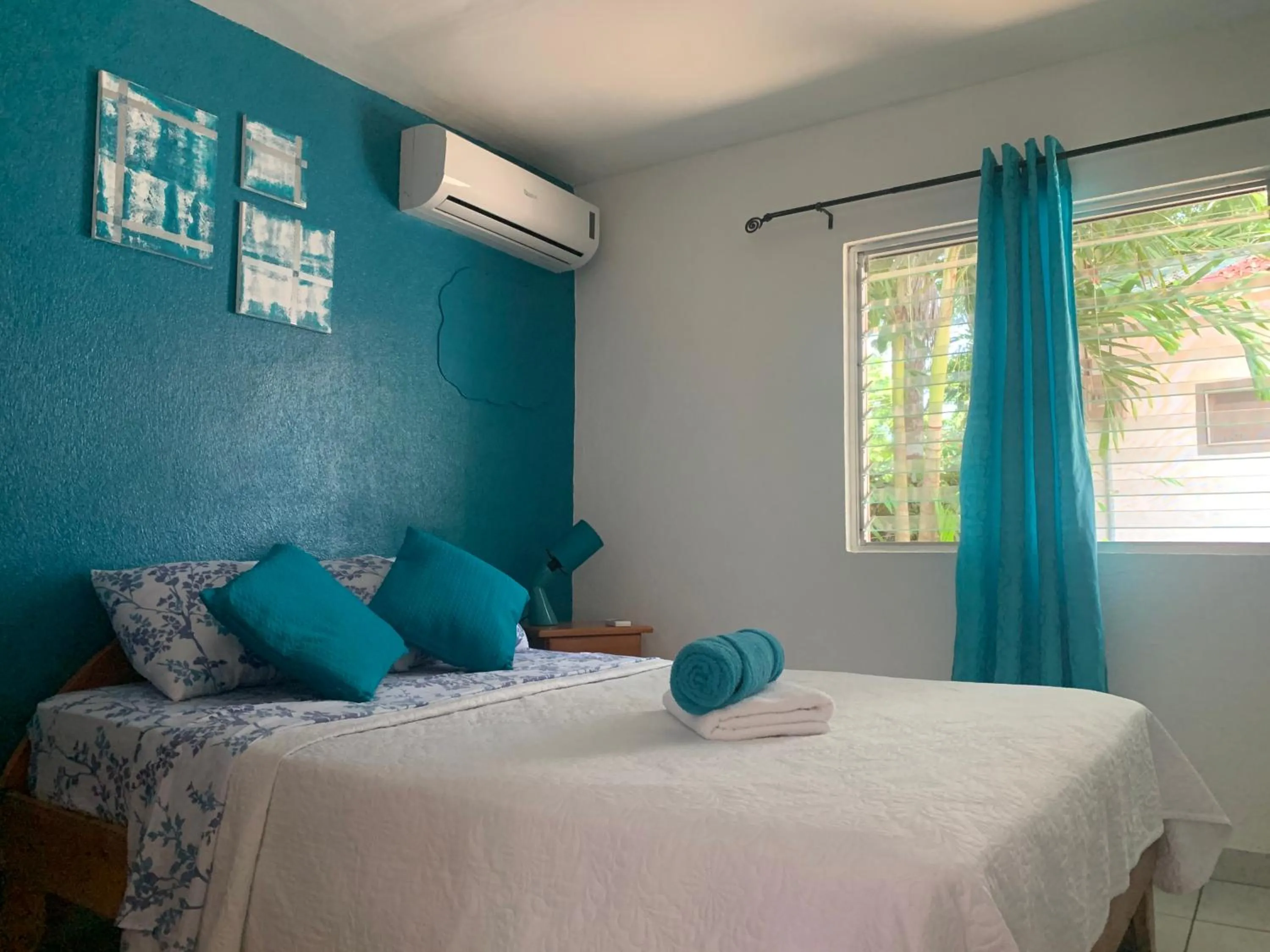 Photo of the whole room, Bed in Villas Majolana