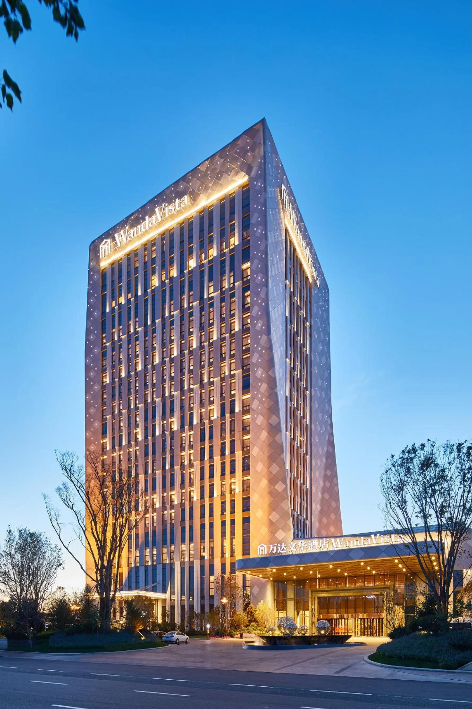 Property building in Wanda Vista Harbin