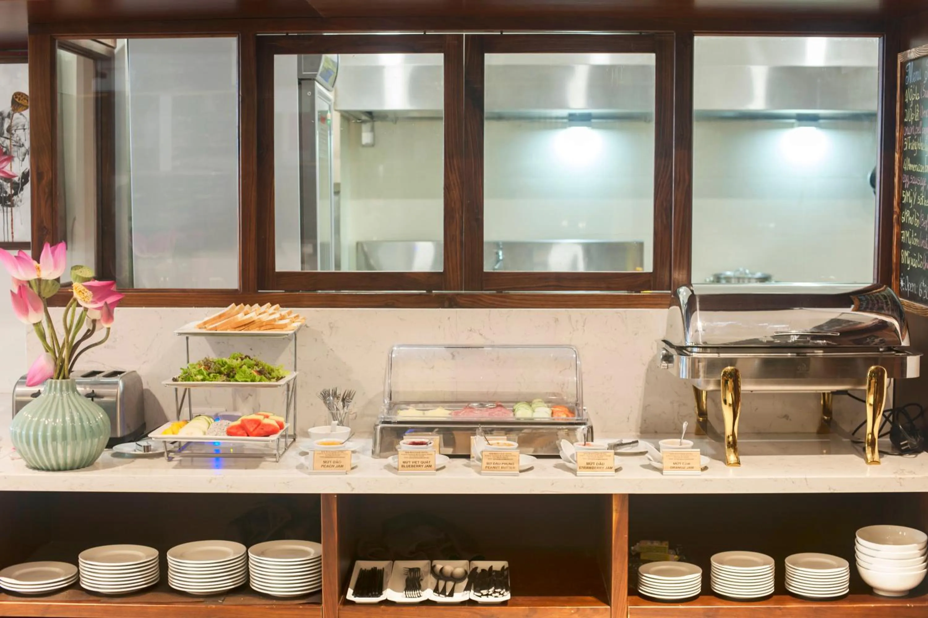 Restaurant/places to eat in Sen Boutique Hotel