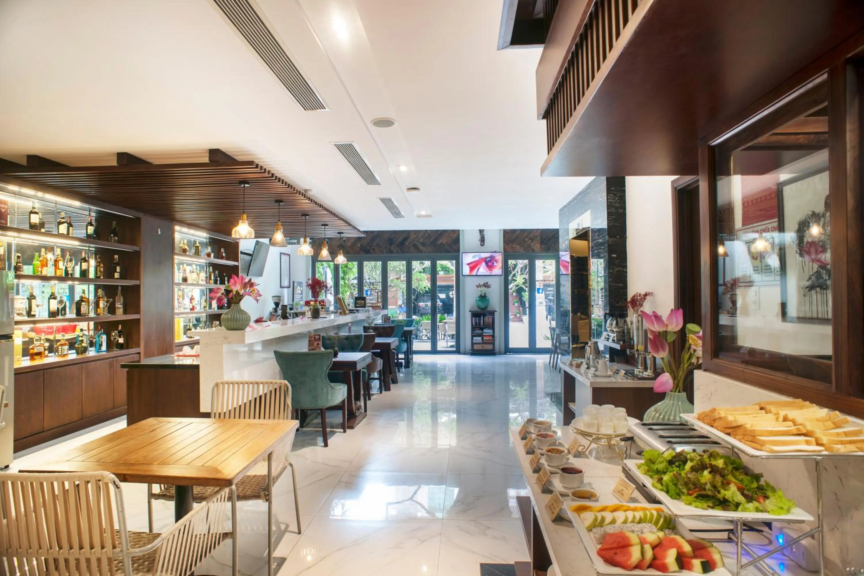Restaurant/places to eat in Sen Boutique Hotel