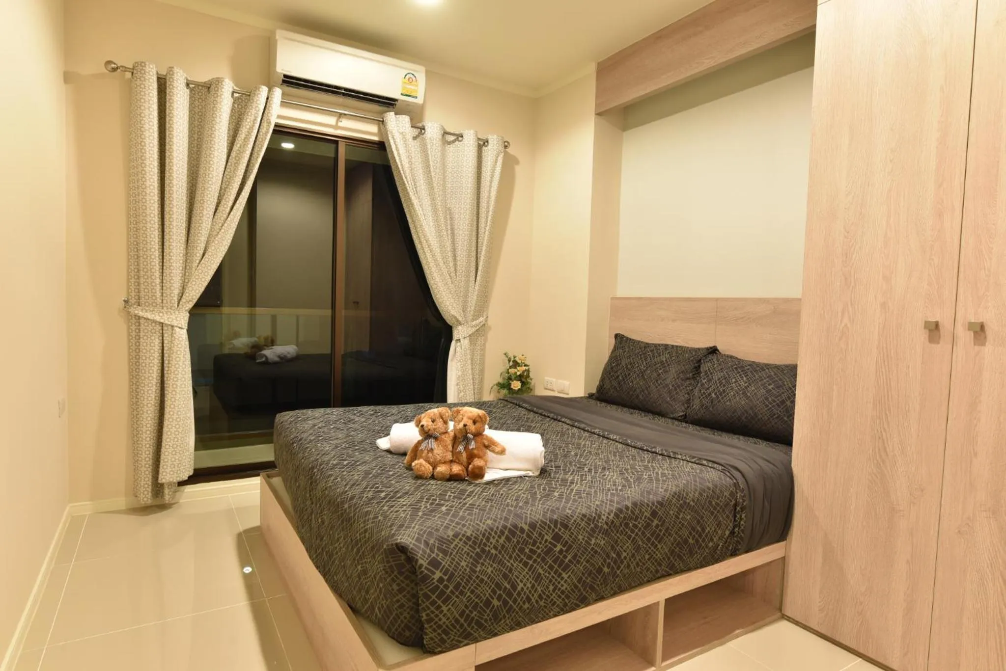 Property building in LUMPINI PARK BEACH CHA-AM (SEA VIEW) A01/207