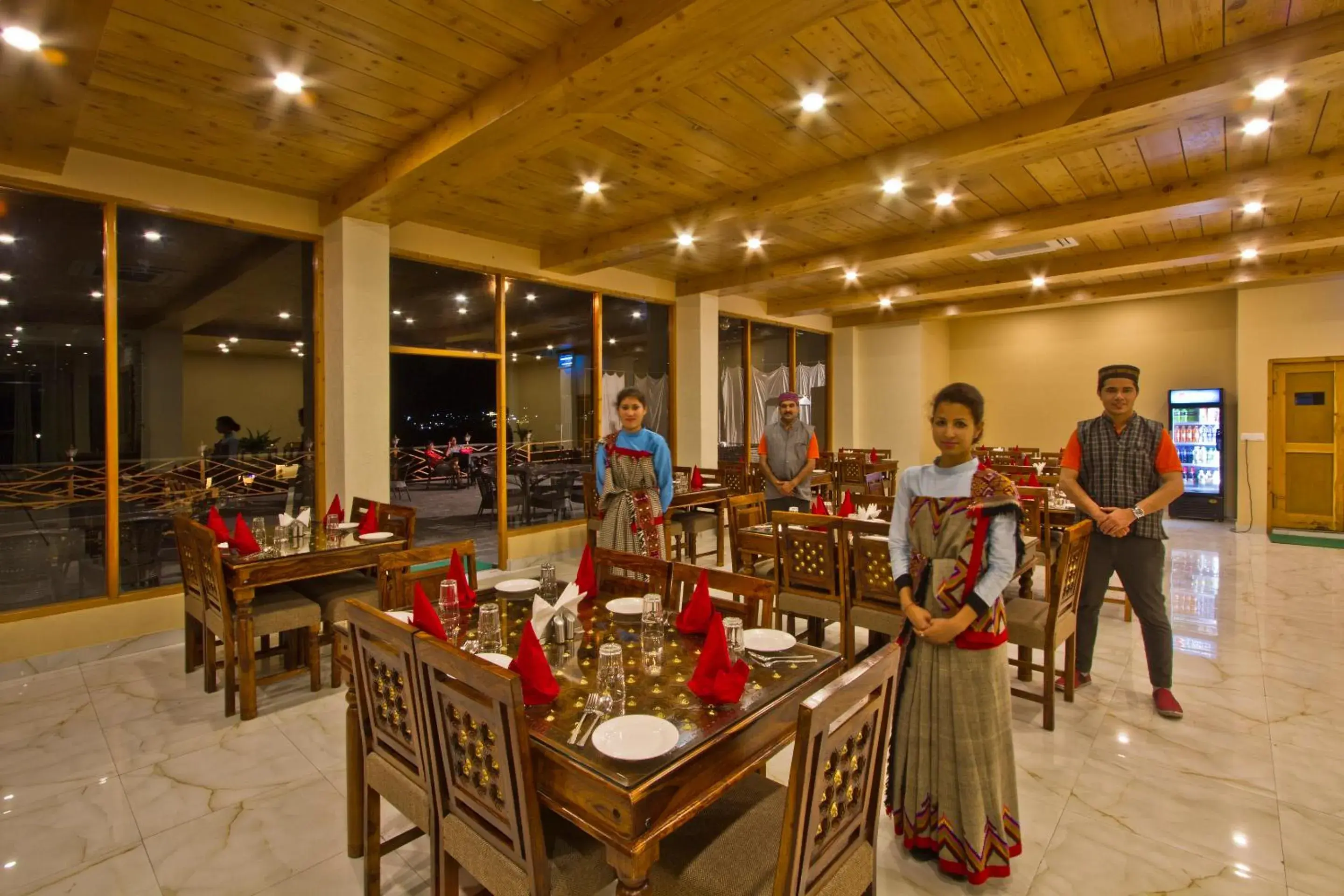 Restaurant/places to eat in Snow Flakes Resort And Spa Centrally Heated Luxury Resort Restaurant/places to eat in Snow Flakes Resort And Spa Centrally Heated Luxury Resort