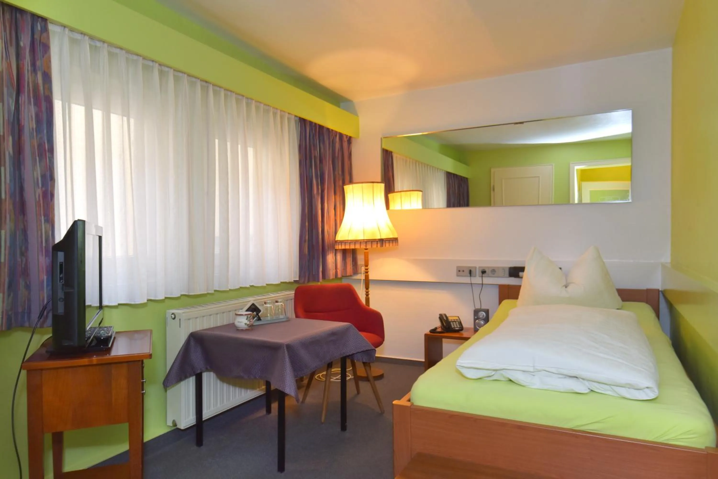 Photo of the whole room, Bed in Hotel Goldene Sonne