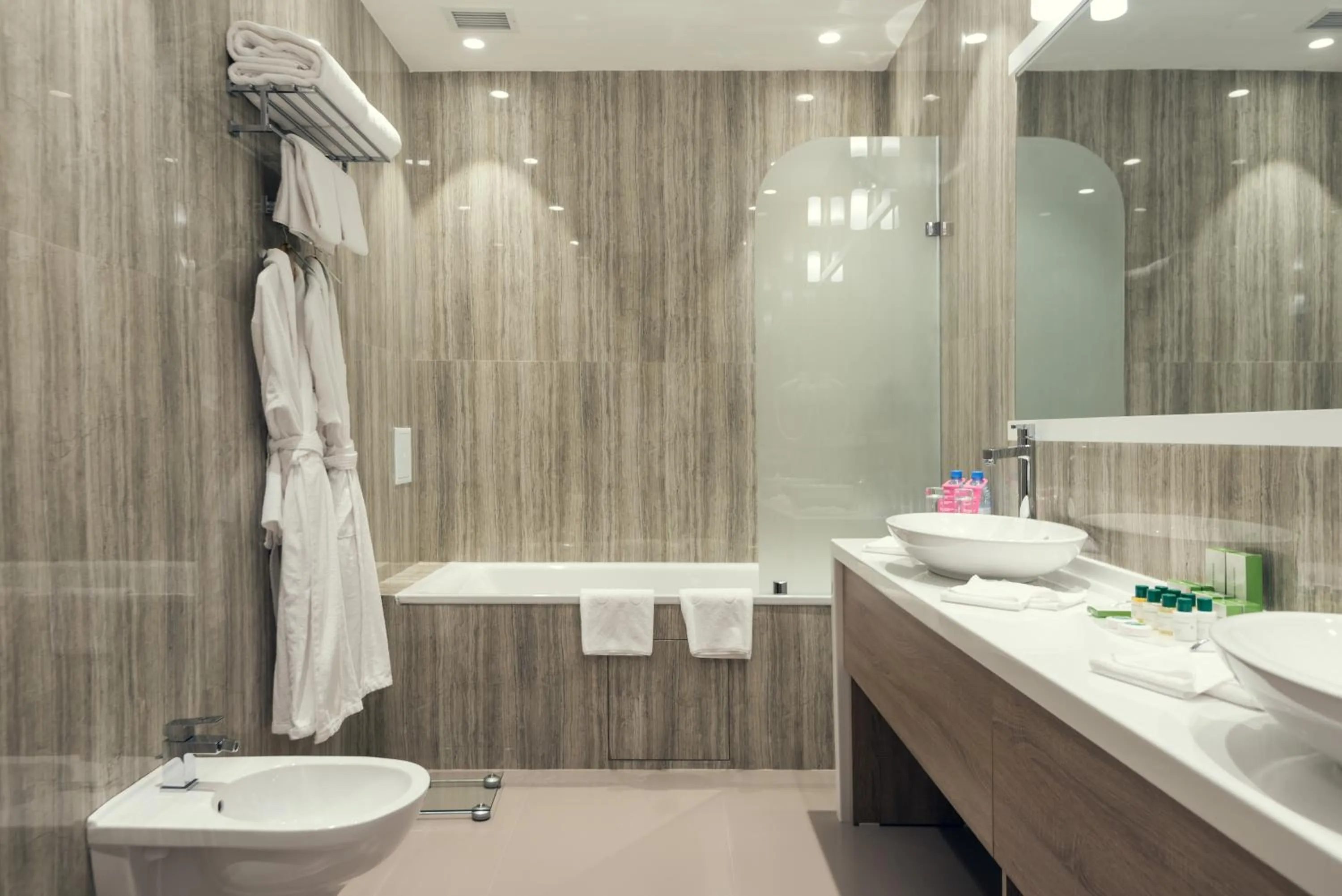 Toilet in Wyndham Garden Astana