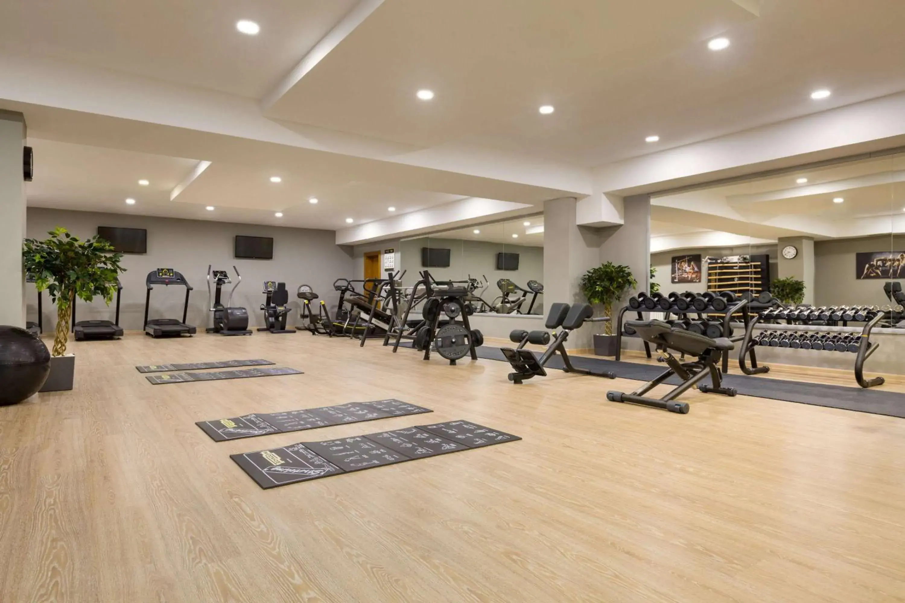 Fitness centre/facilities in Wyndham Garden Astana Fitness centre/facilities in Wyndham Garden Astana