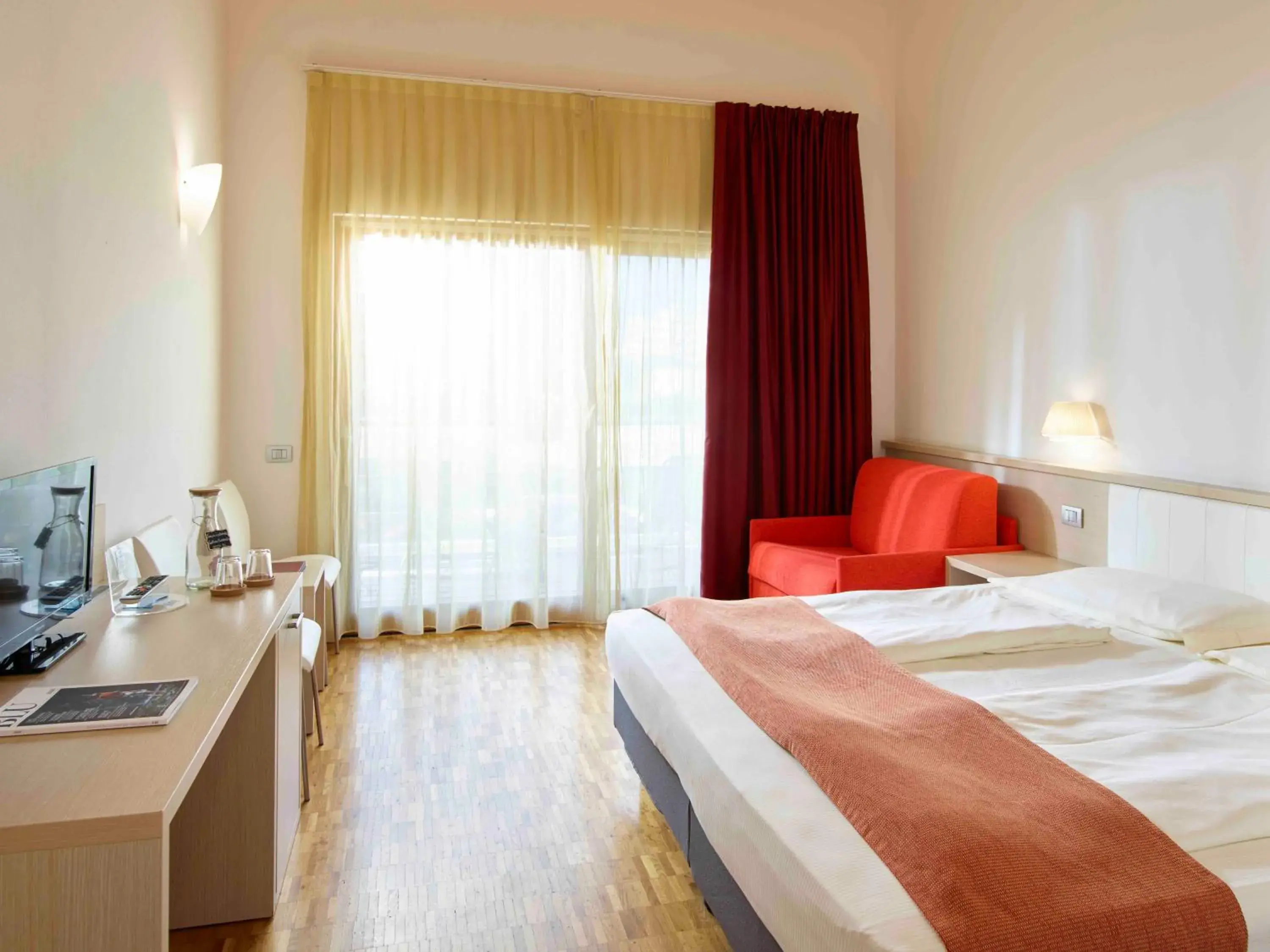 Deluxe Double Room with Balcony in Garda Sporting Club Hotel Deluxe Double Room with Balcony in Garda Sporting Club Hotel