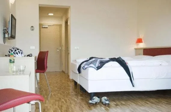 Photo of the whole room, Bed in Garda Sporting Club Hotel