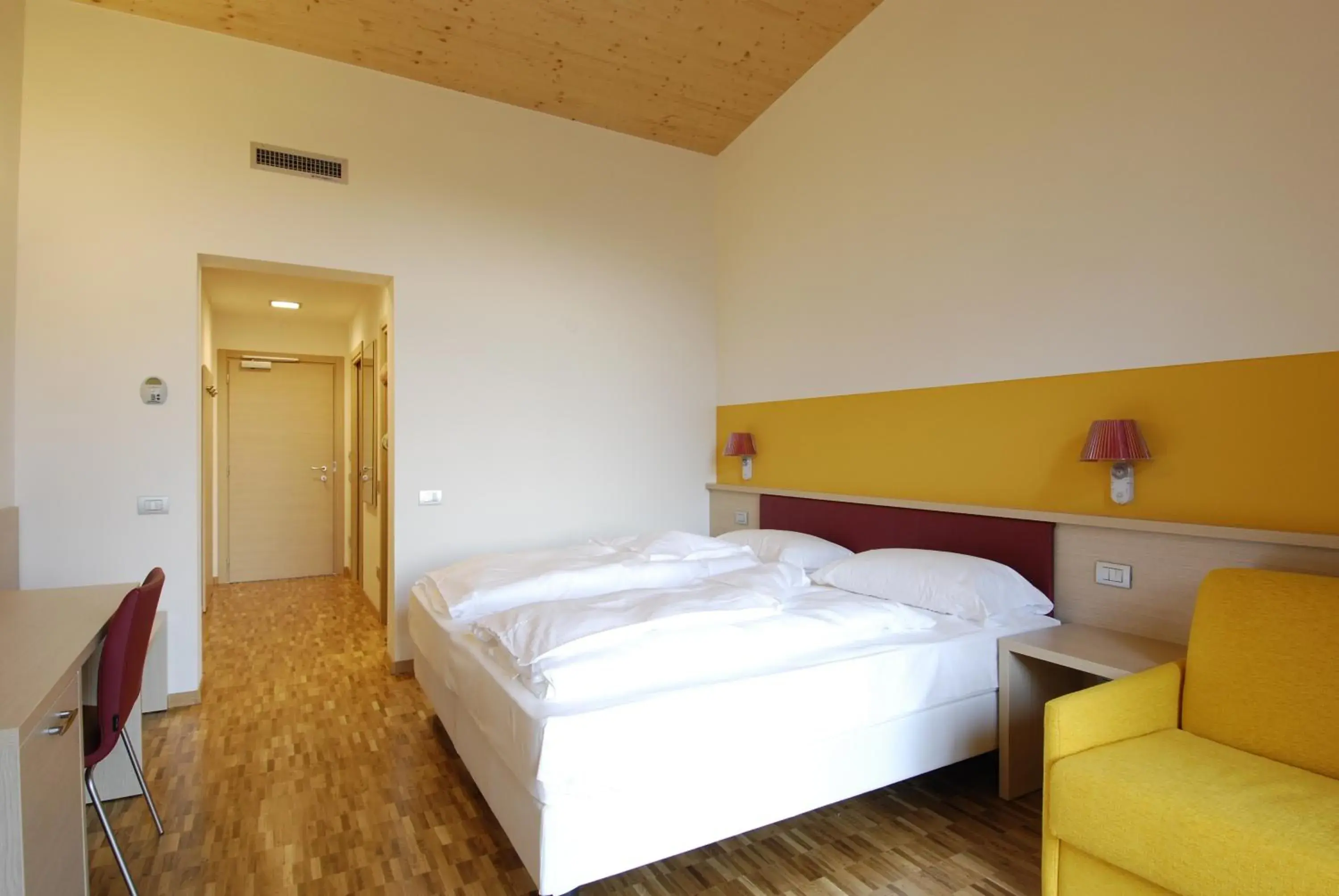 Deluxe Double Room with Balcony in Garda Sporting Club Hotel Deluxe Double Room with Balcony in Garda Sporting Club Hotel