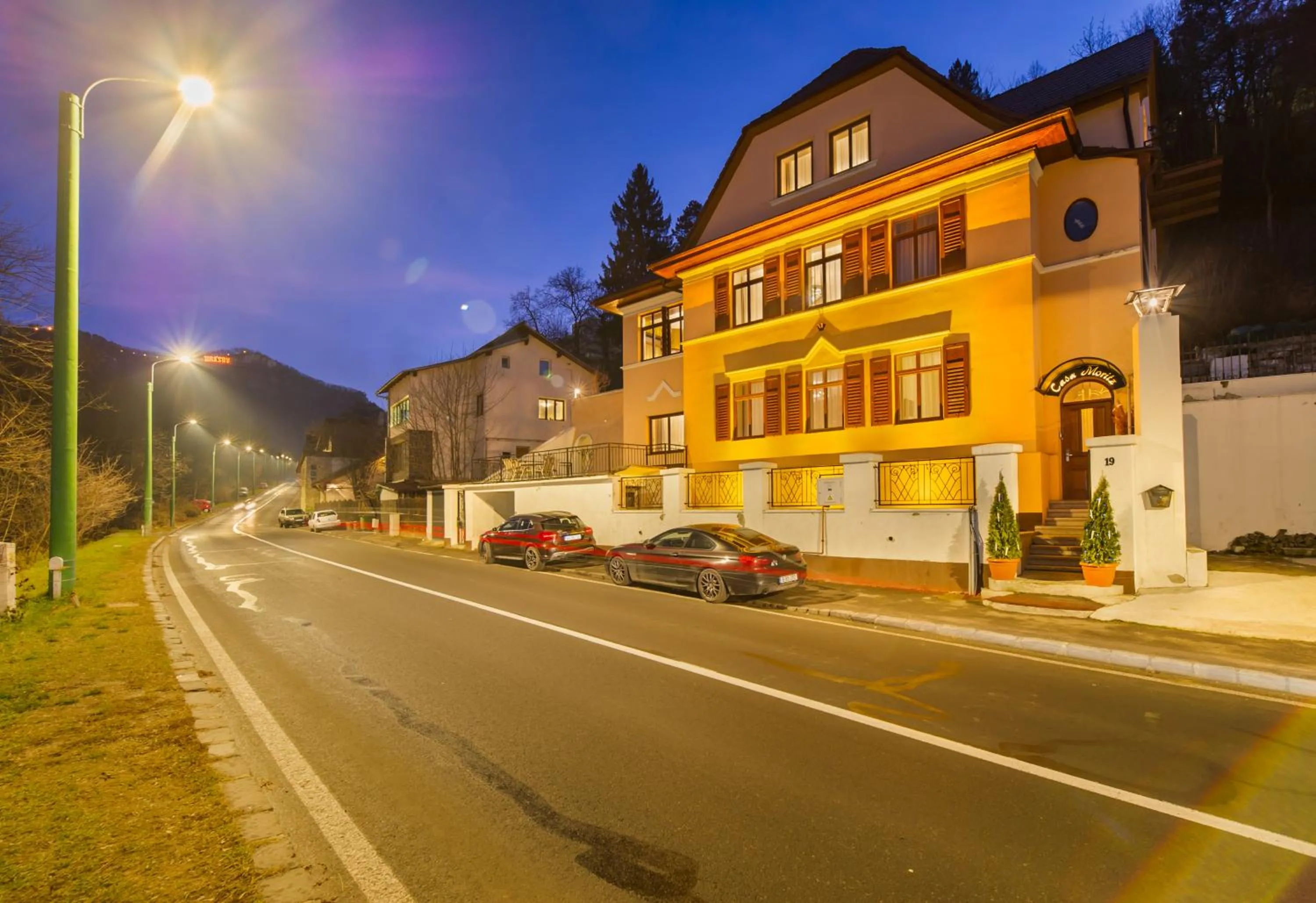 Property building in Casa Moritz