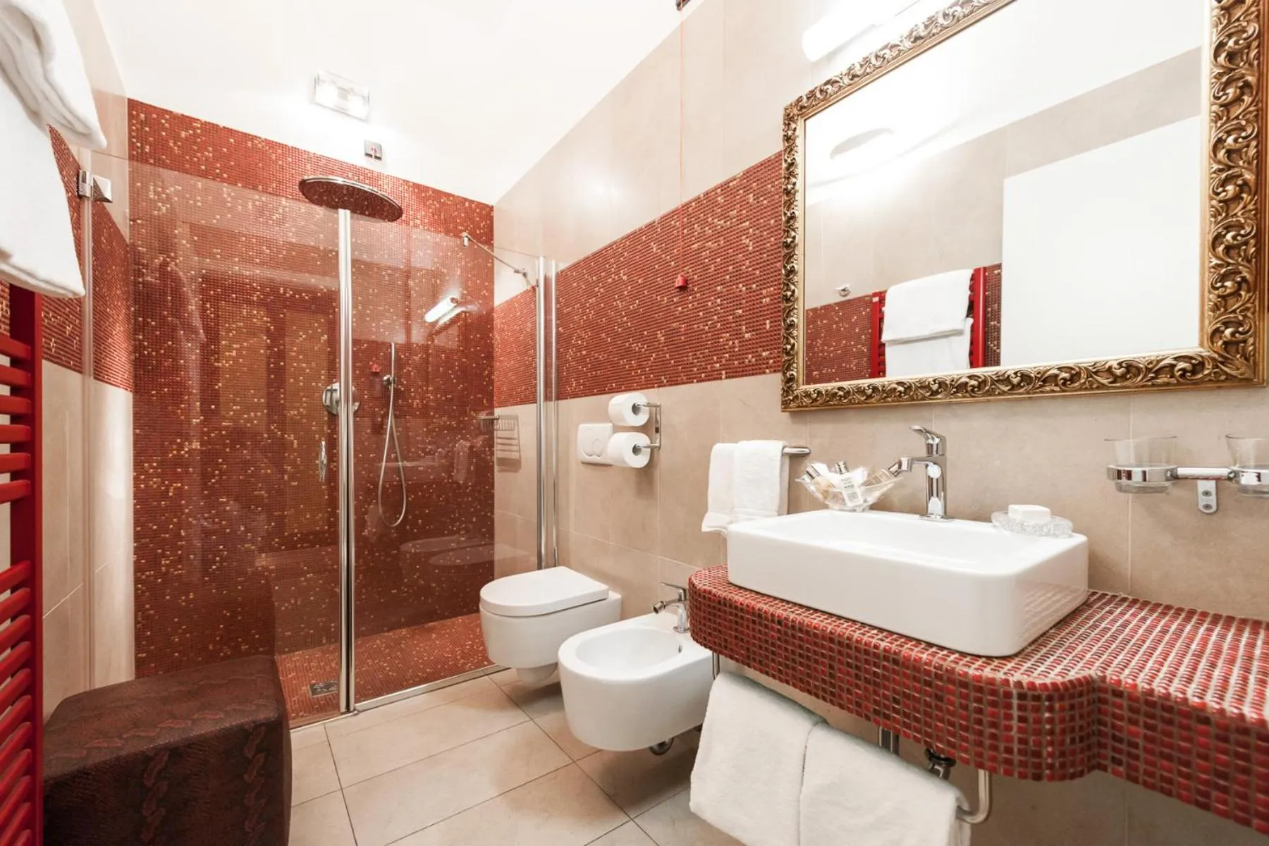 Bathroom in Parc Hotel Flora S