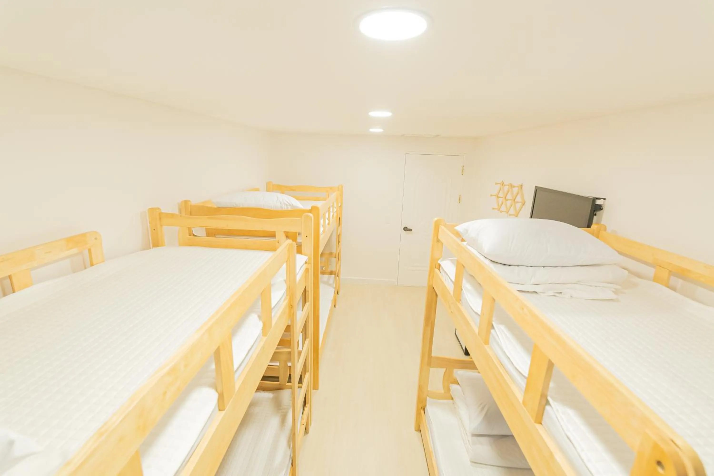 Bed in James Blue Hostel