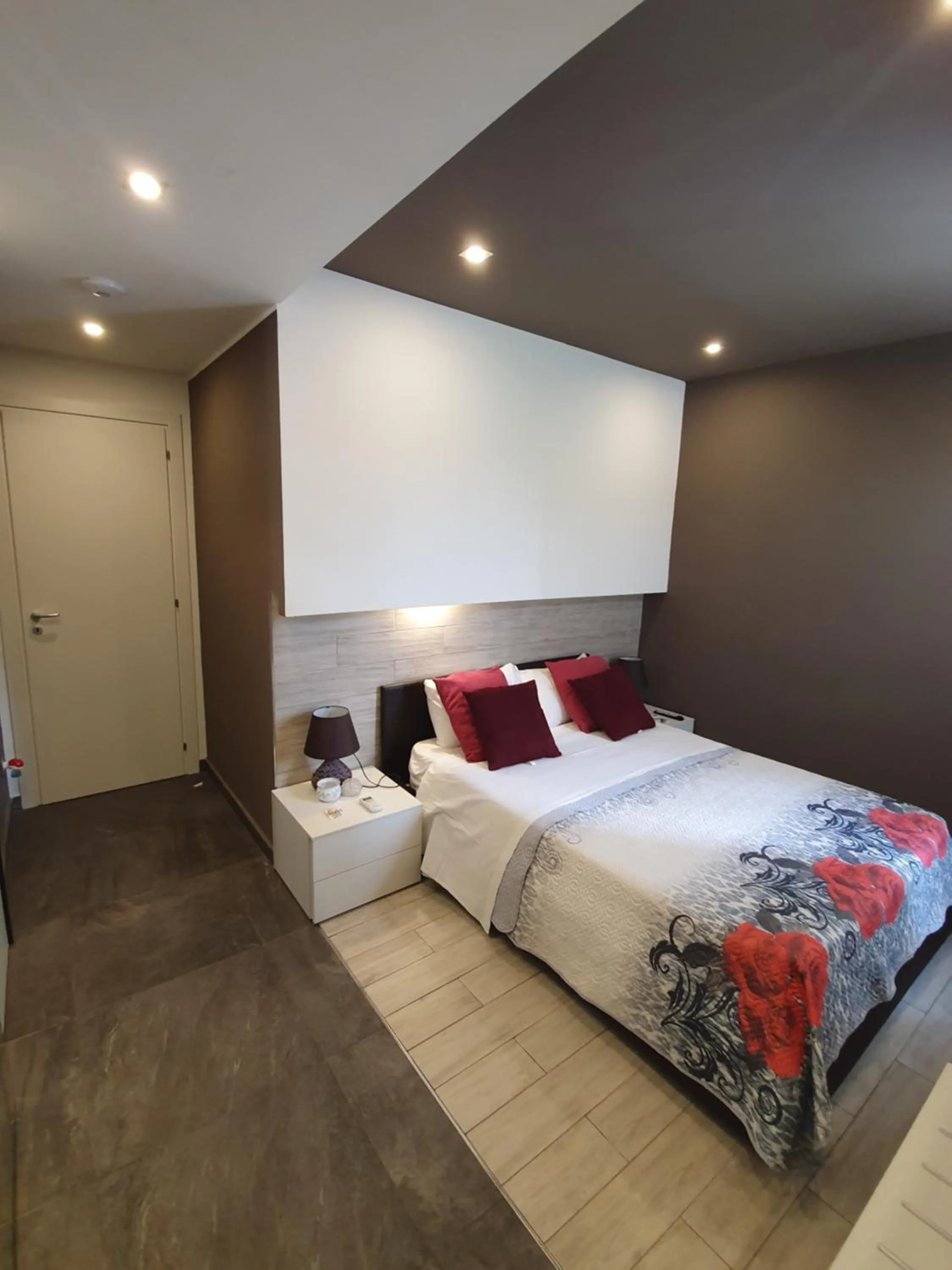 Bed in Mongibello Palace B&B