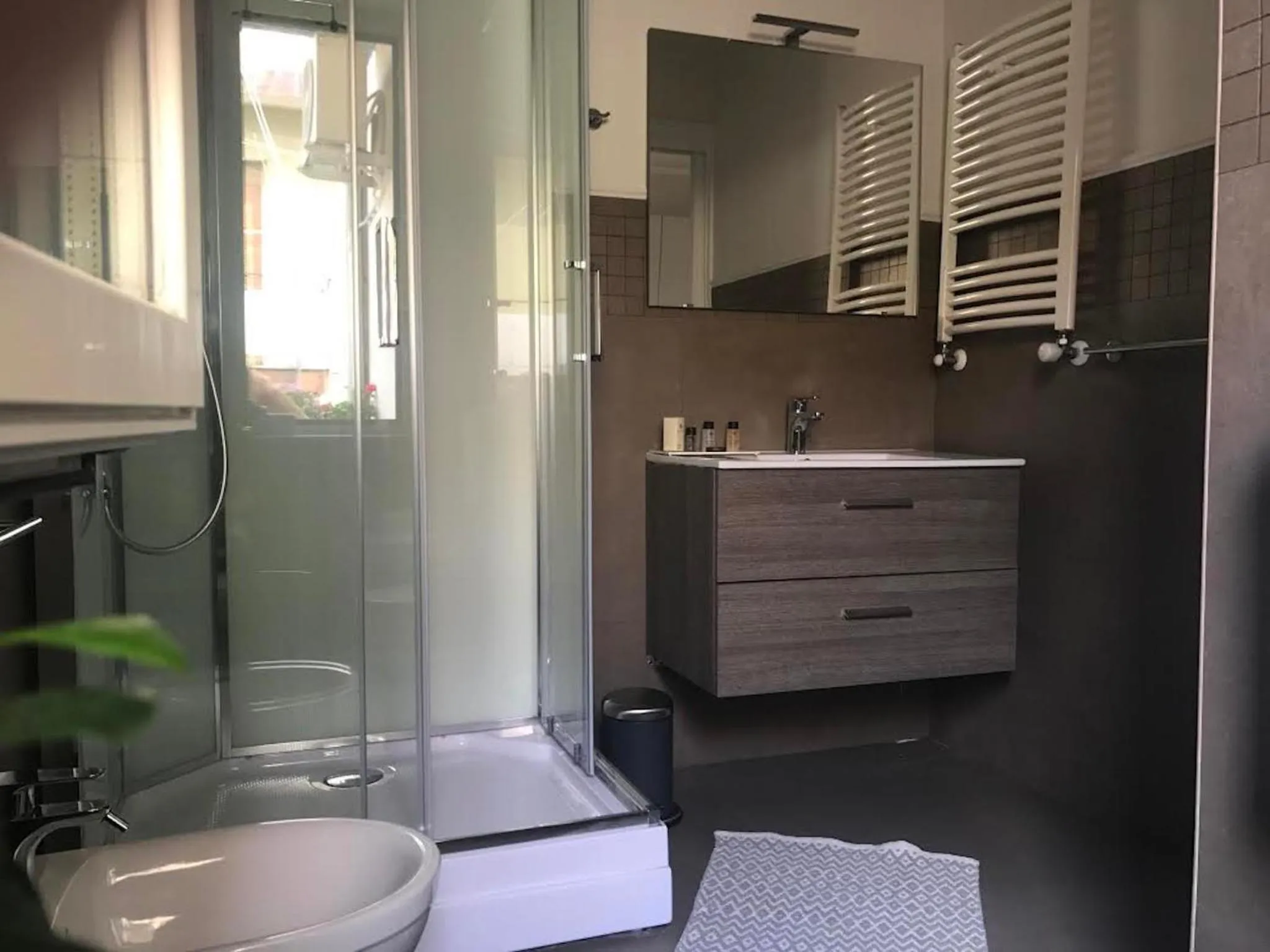 Shower in B&B Paradiso Relais