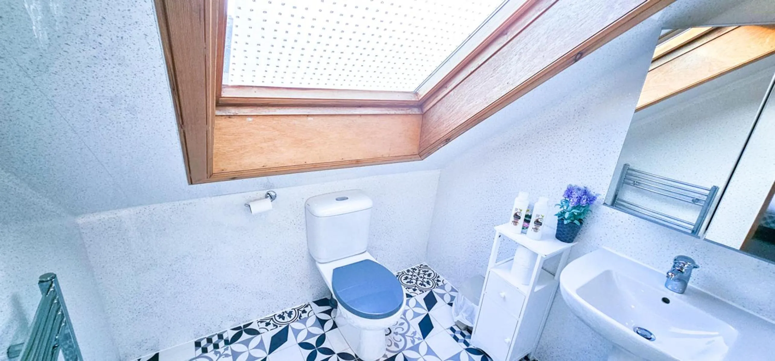 Bathroom in mySTAYINN Kinloch Lodge