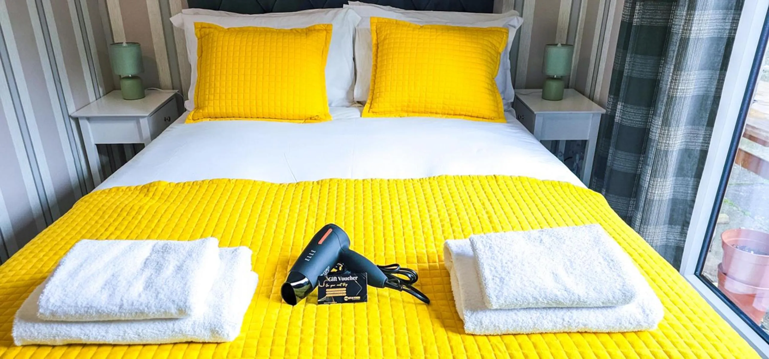 Bedroom, Bed in mySTAYINN Kinloch Lodge