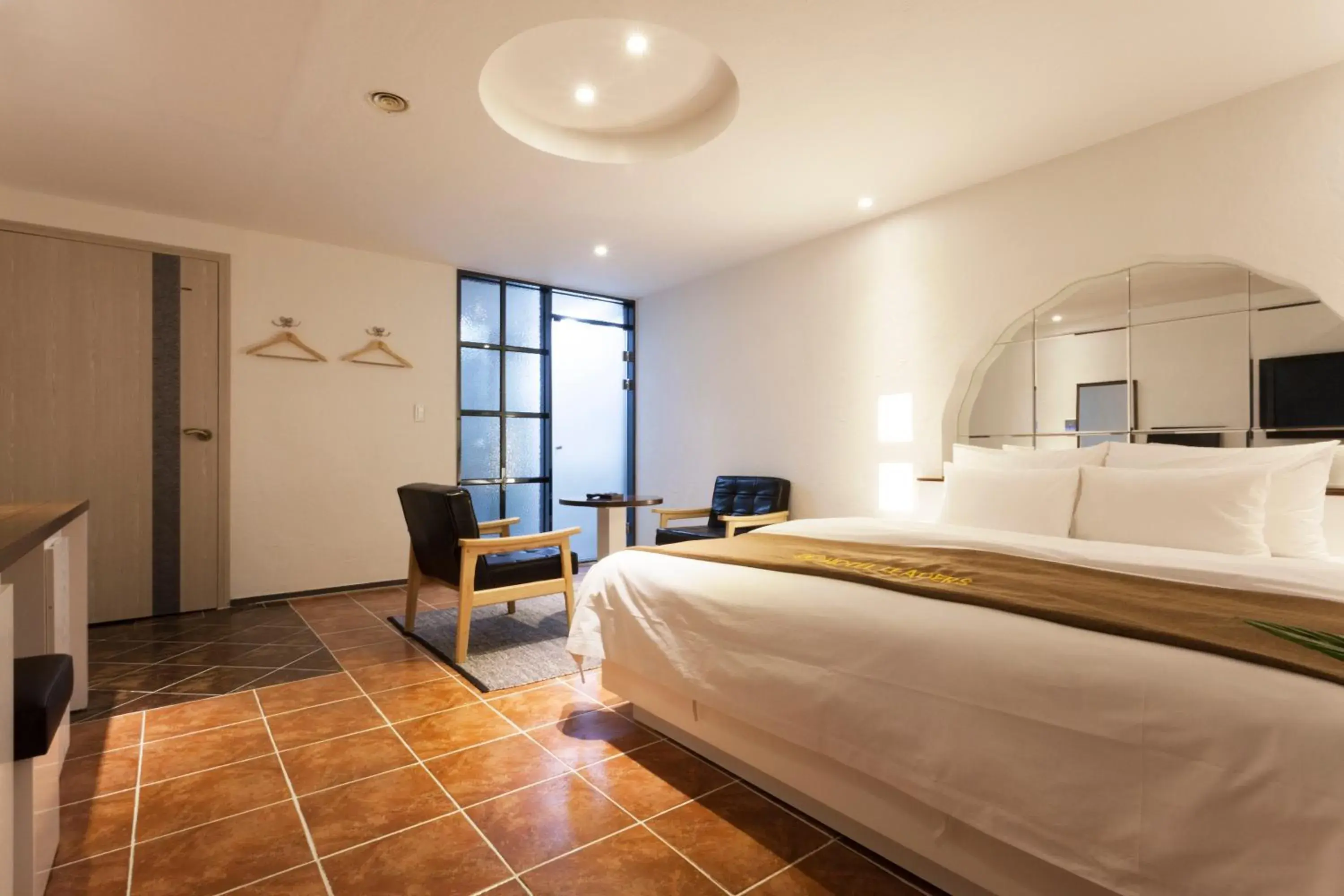 TV and multimedia, Bed in Hotel Leaders TV and multimedia, Bed in Hotel Leaders