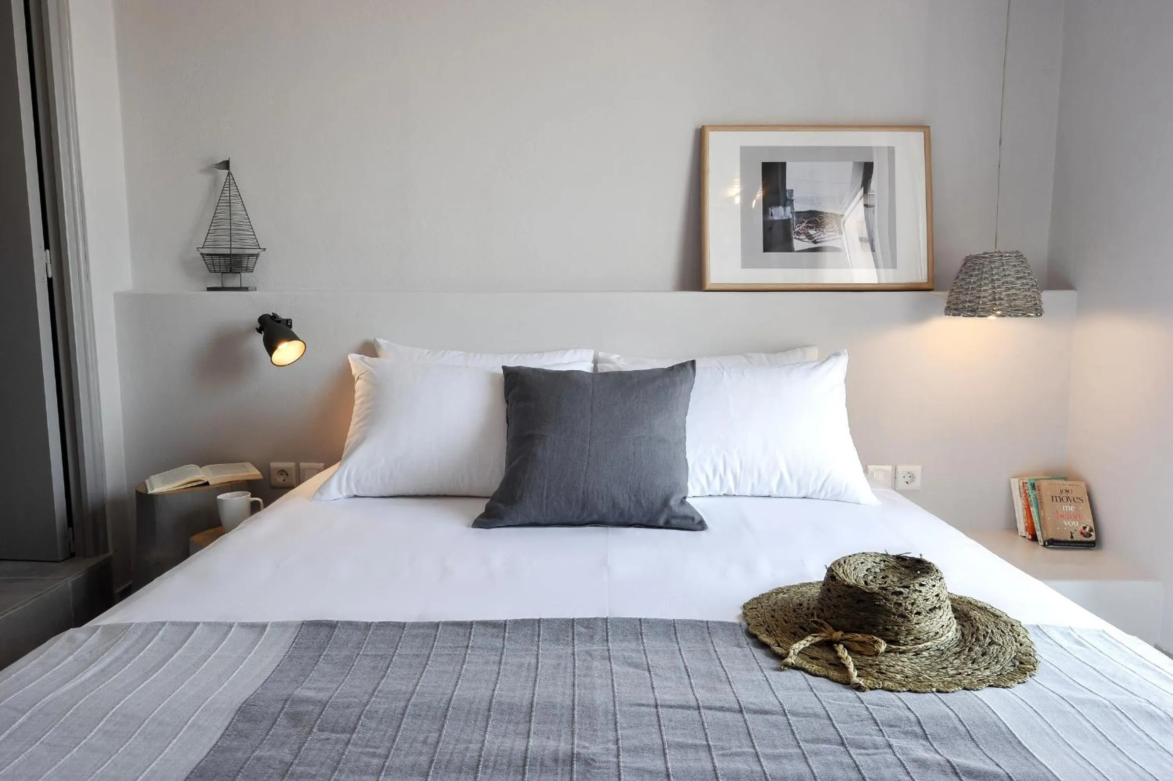 Alia Luxury Apartment