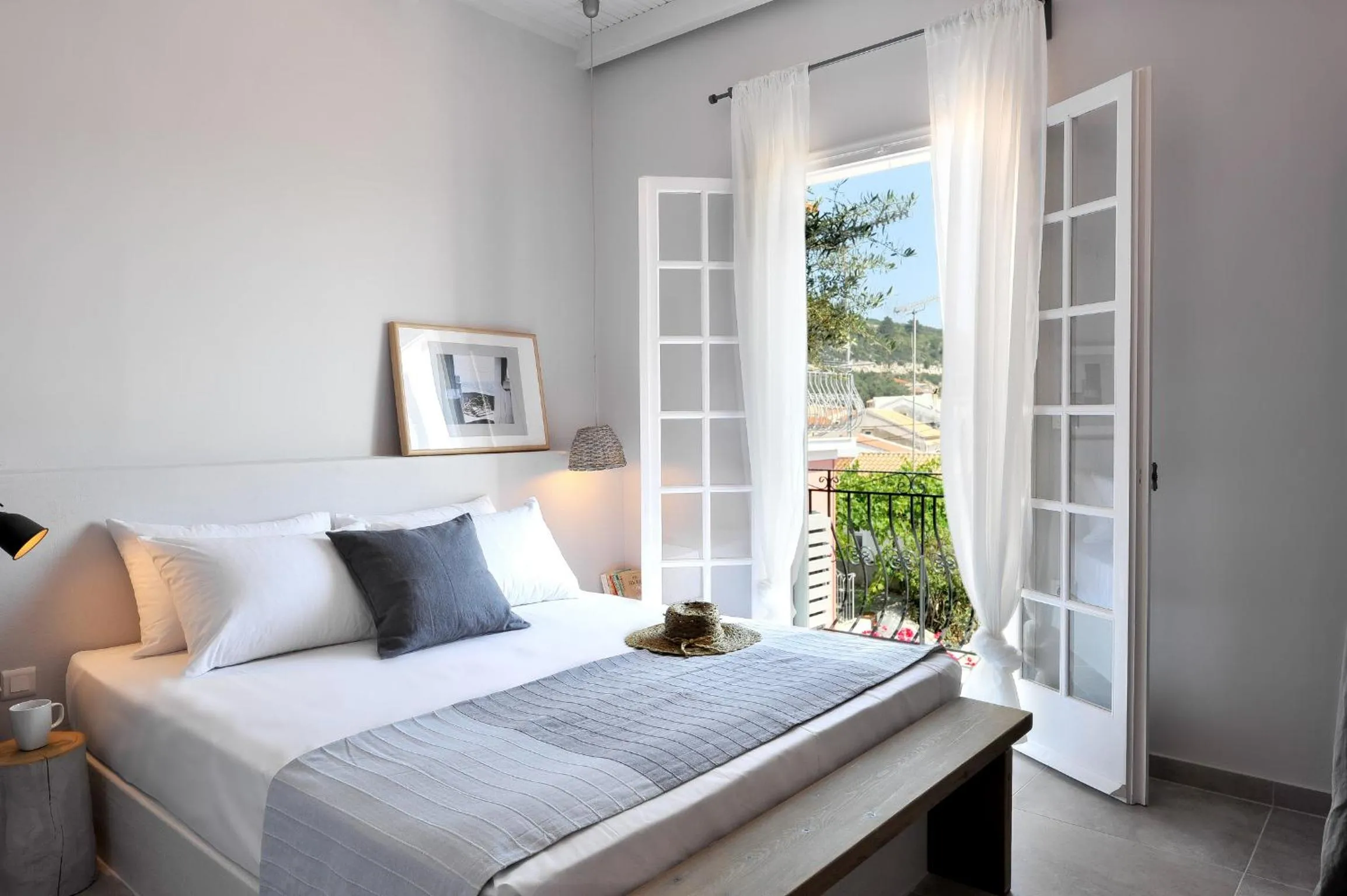 Alia Luxury Apartment