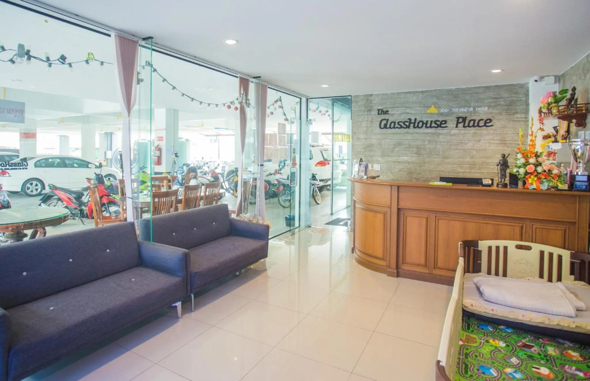 Lobby or reception in The Glasshouse place