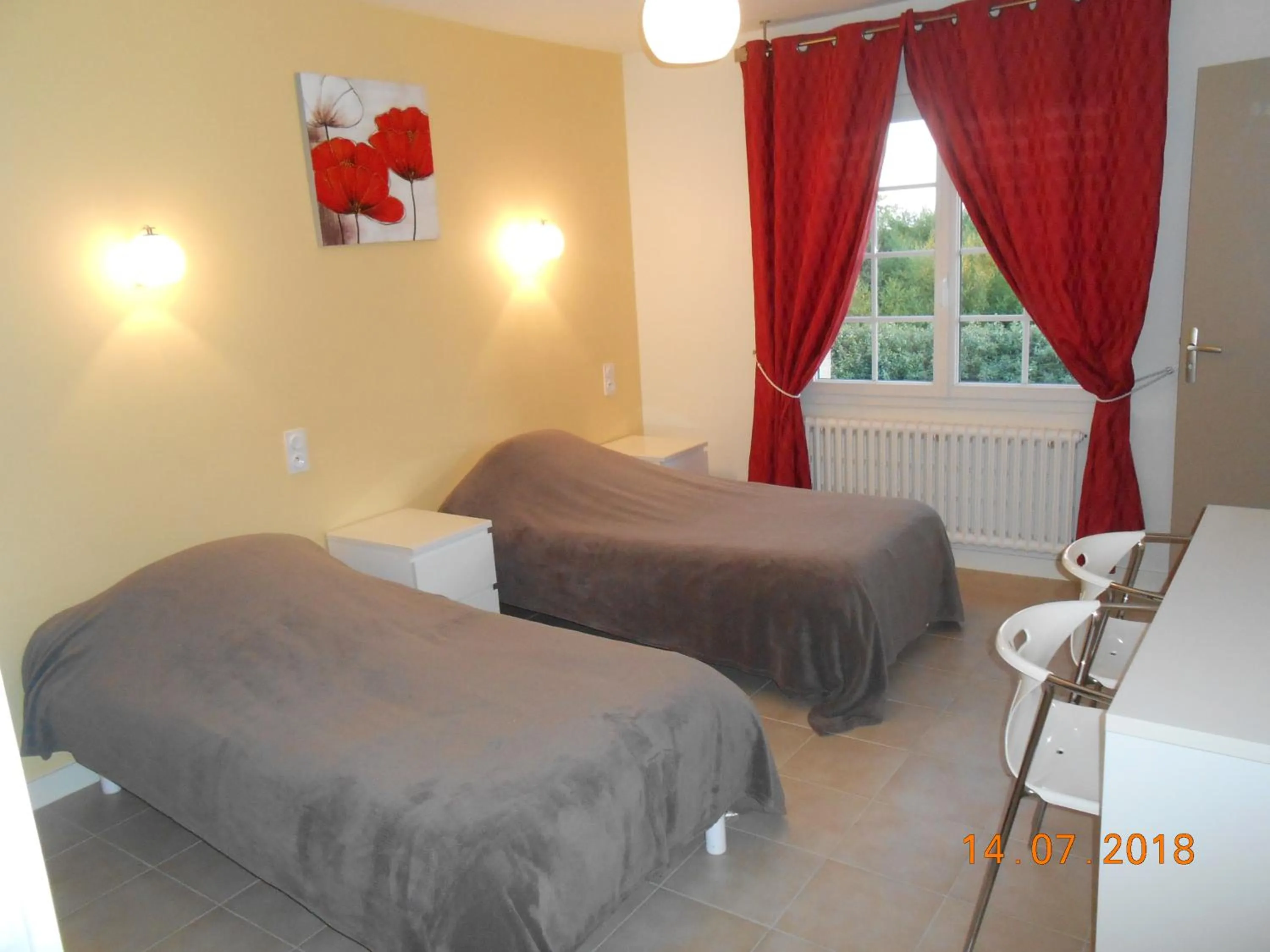 Bedroom, Bed in Le Relais des Primeurs LOGIS HOTEL